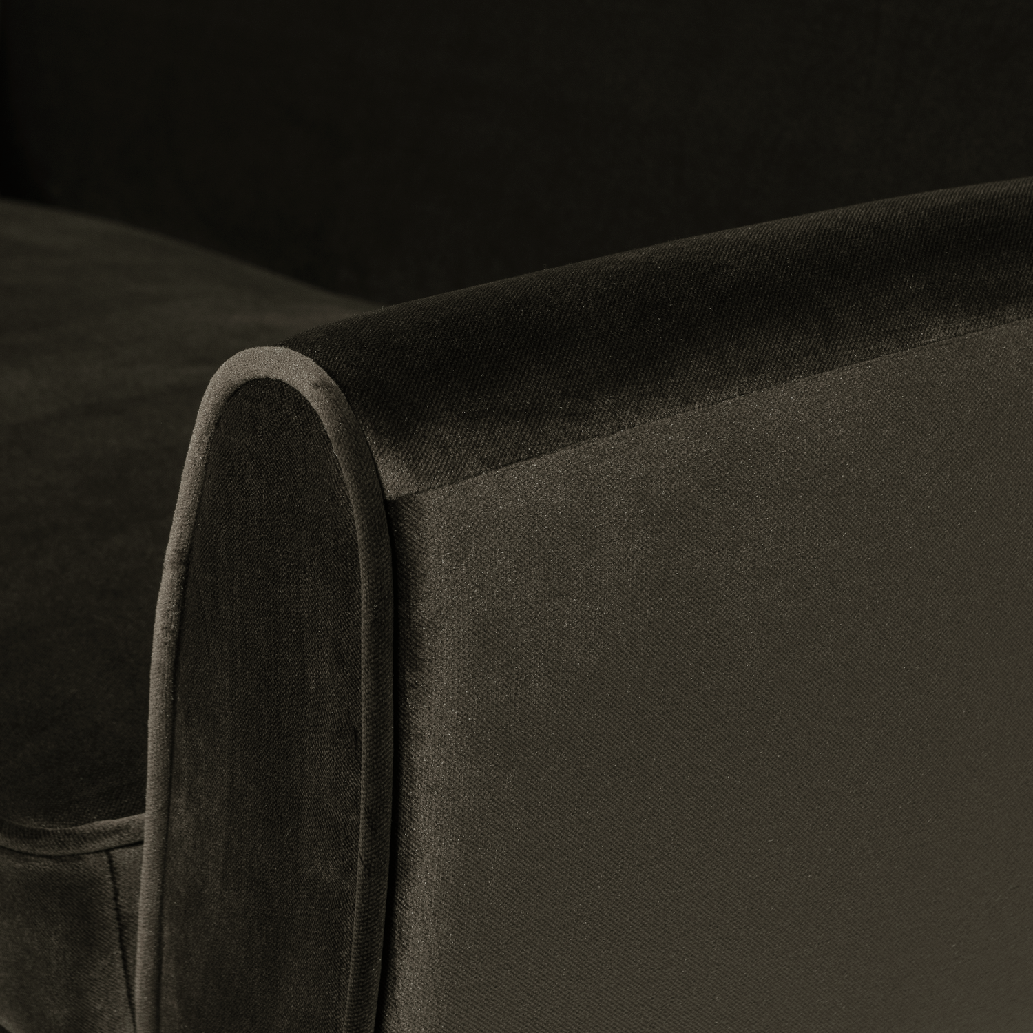 340451-G_03_VS_Rocco_bank_187cm_velvet_warmgroen_C1.png?auto=webp&format=png&width=1500&height=1500