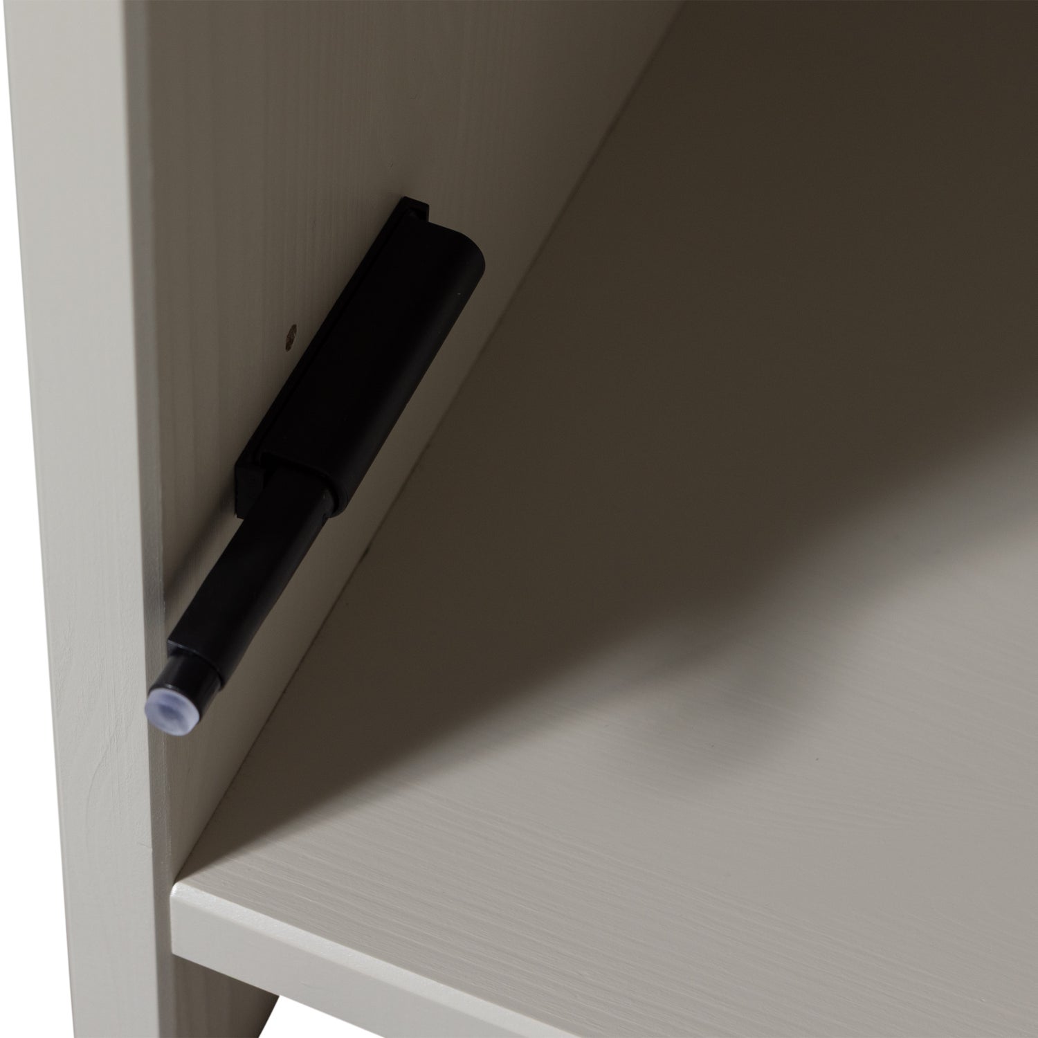 377560-DU-04_VS_WE_Meggy_smalle_opbergkast_XL_55cm_grenen_dust_C1.png?auto=webp&format=png&width=1500&height=1500