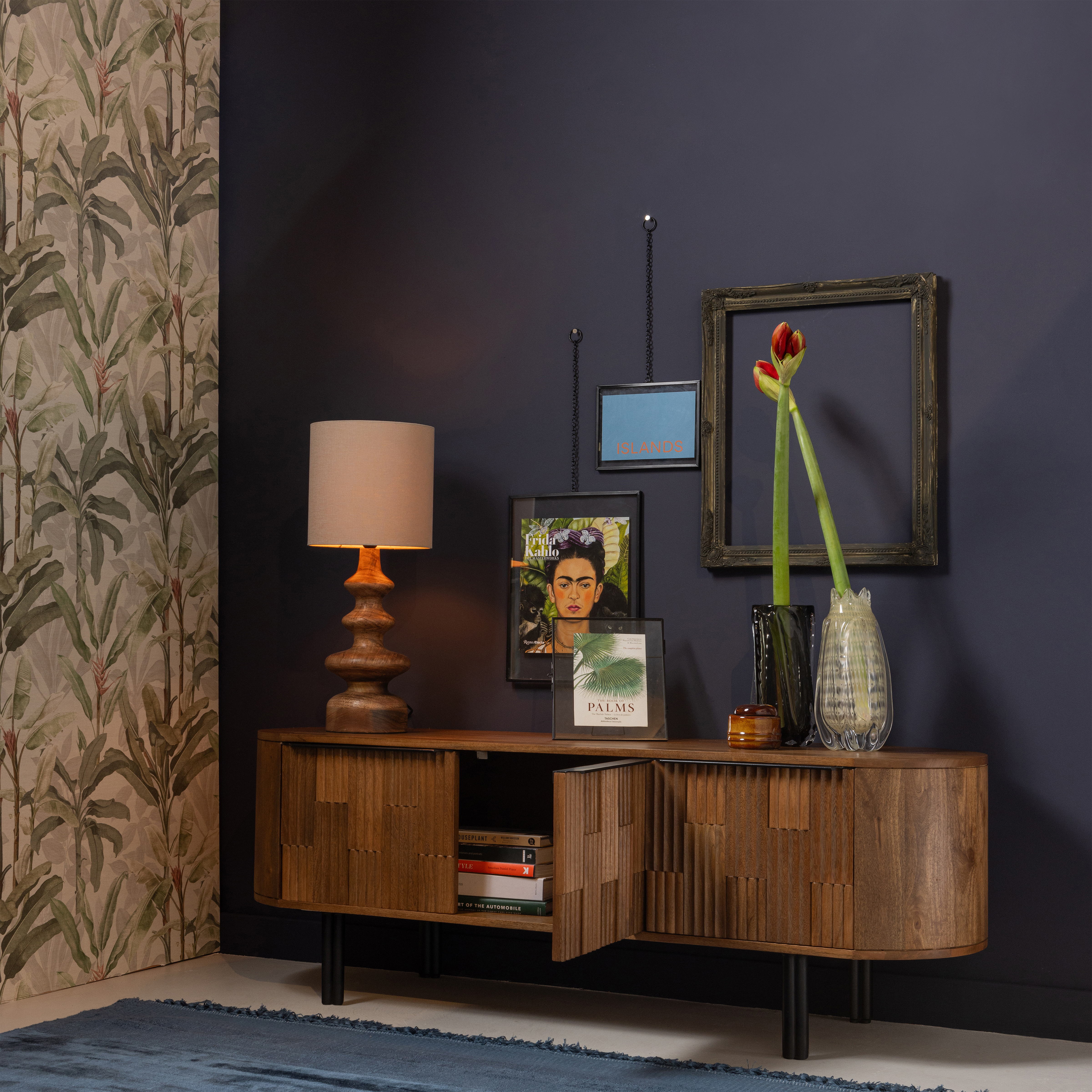 801417-N-801399-W-801388-A-801386-W-02_SF_BP_Effortless_tv_meubel_Fondle_Paragon_Crown_VIERKANT.jpg?auto=webp&format=png&width=1500&height=1500