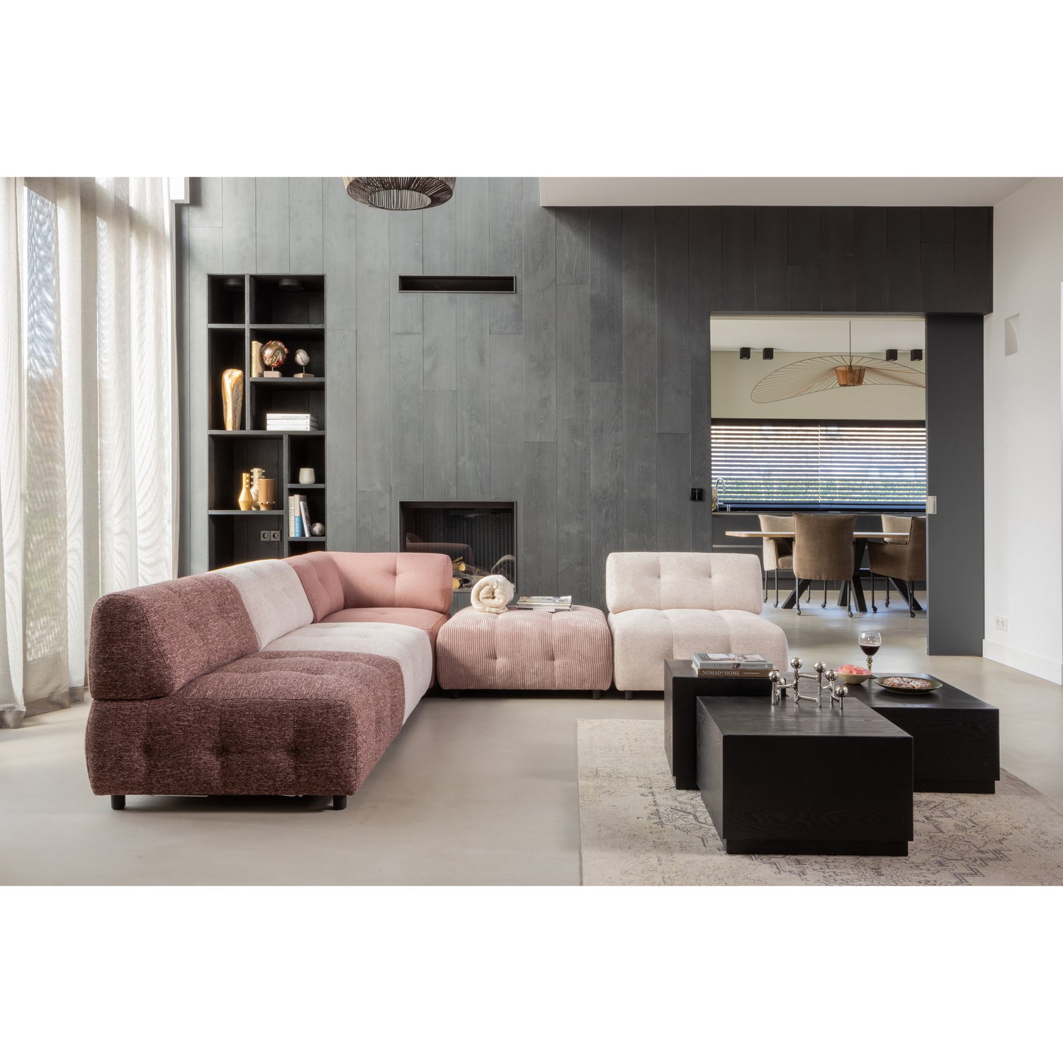 374045-MM-374045-CM-374046-GM-374047-RM-373696-Z-02_SF_WE_Louis_1_5_zits_grove_melange_mauve_chenille_hoekelement_geweven_hocker_ribstof_pim.jpg?auto=webp&format=png&width=1500&height=1500