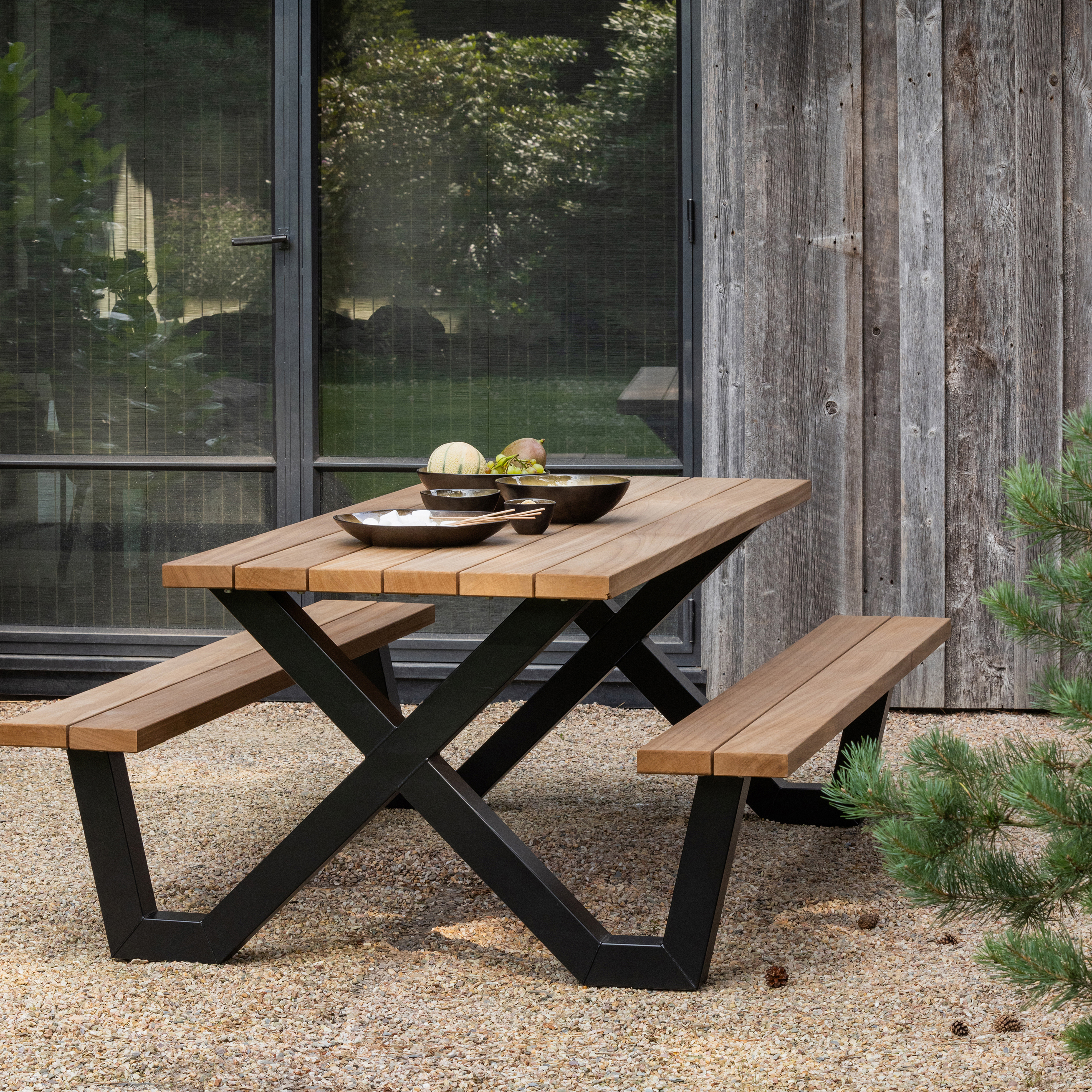 376036-N-02_SF_Tablo_outdoor_picnicktafel_ayous_naturel_x_poot_metaal.jpg?auto=webp&format=png&width=1500&height=1500