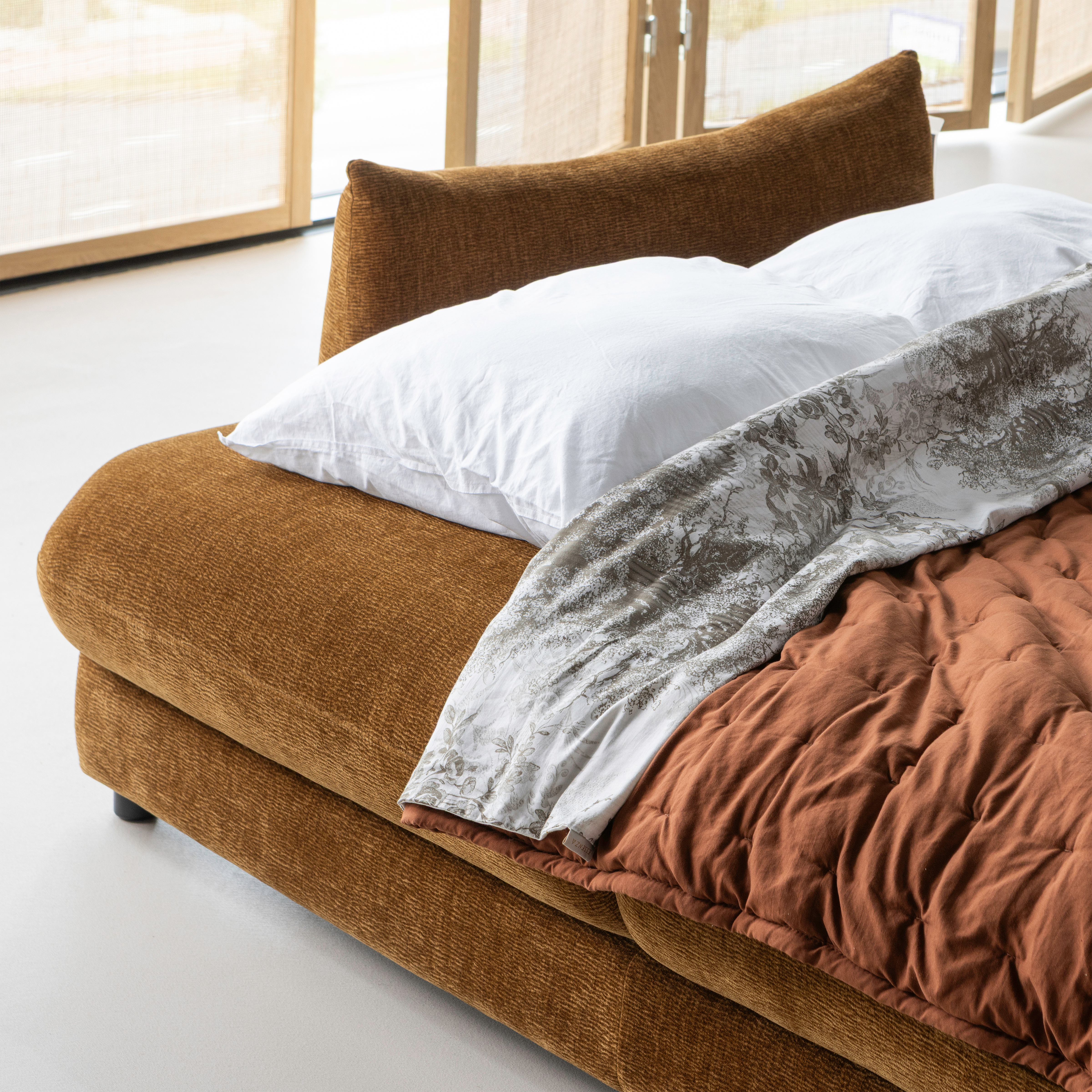 377629-B-01_SF_ES_Jonne_3-zits_slaapbank_vierkant.png?auto=webp&format=png&width=1500&height=1500