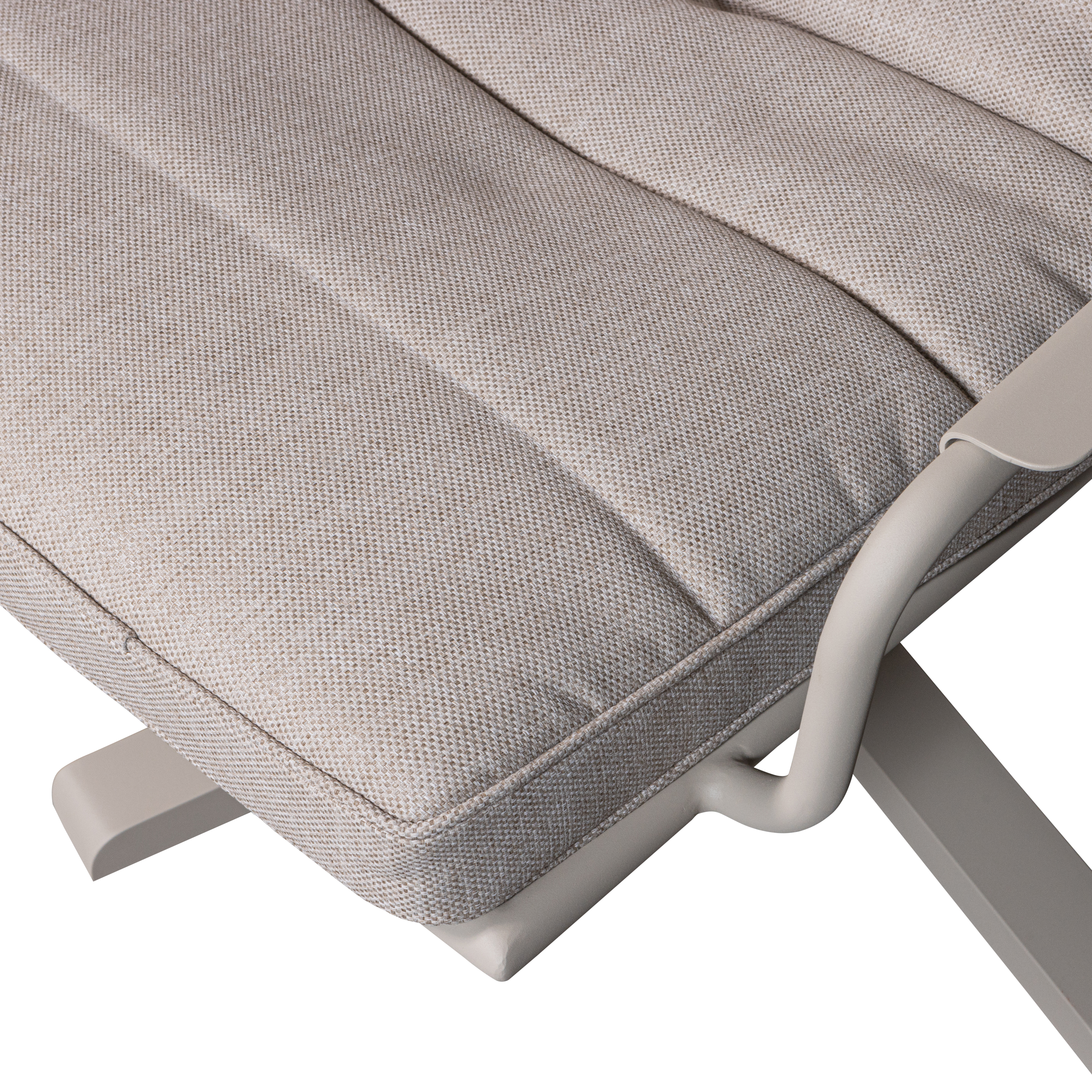 500009-Z-02_VS_EXT_Coosa_fauteuil_aluminium_zand_detail.png?auto=webp&format=png&width=1500&height=1500