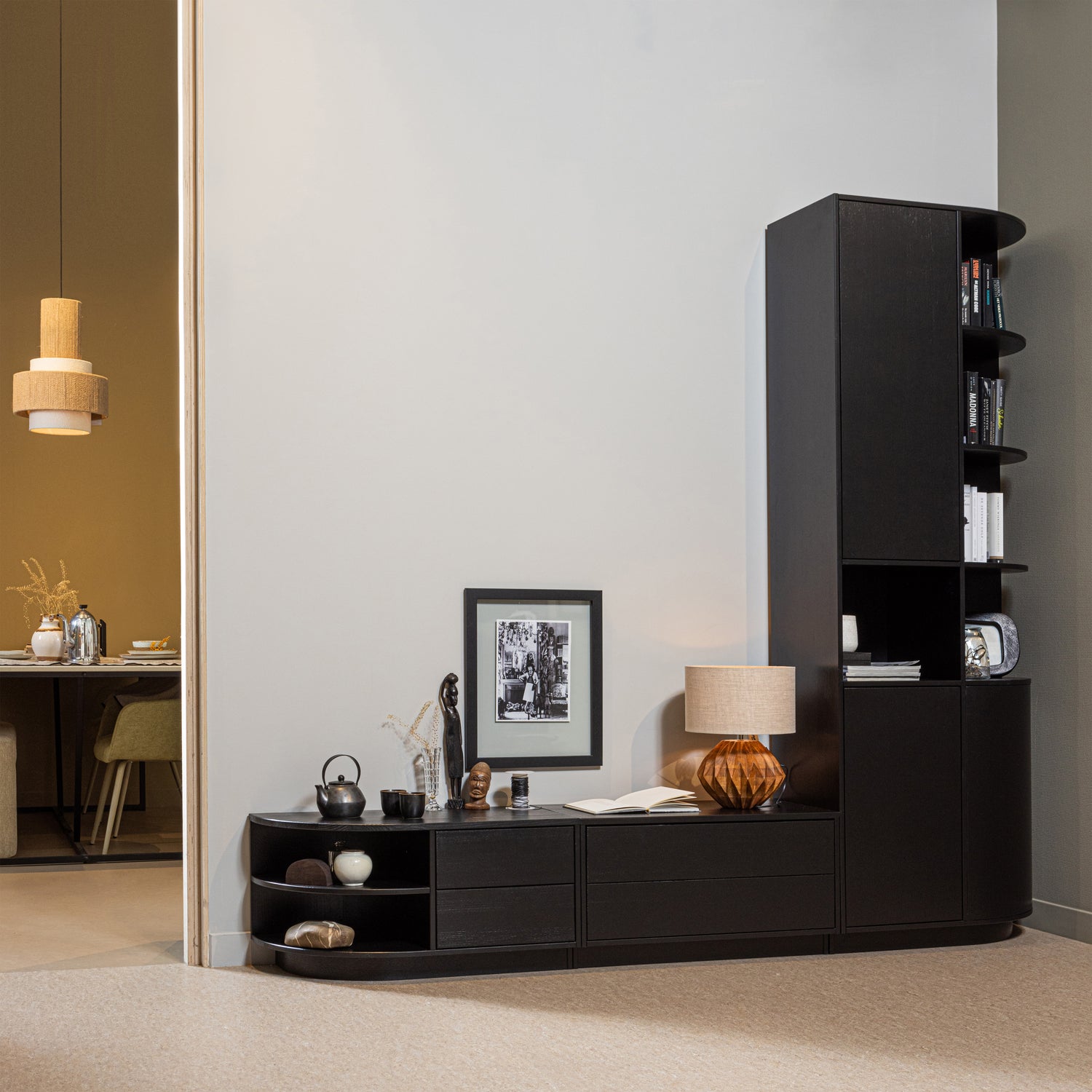 373513-Z-373463-Z-373511-Z-373964-N-02_SF_WE_Finca_tv_meubel_opbergkast_rond_Torin_vierkant.jpg?auto=webp&format=png&width=1500&height=1500