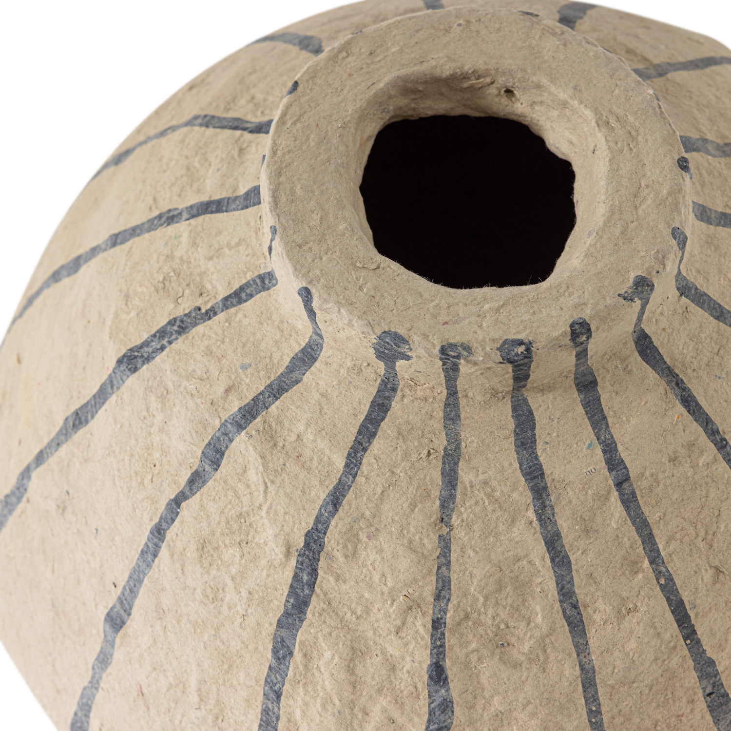 377848-Z_02_VS_Karo_decoratie_vaas_papier_mache_zand_C1.png?auto=webp&format=png&width=1500&height=1500