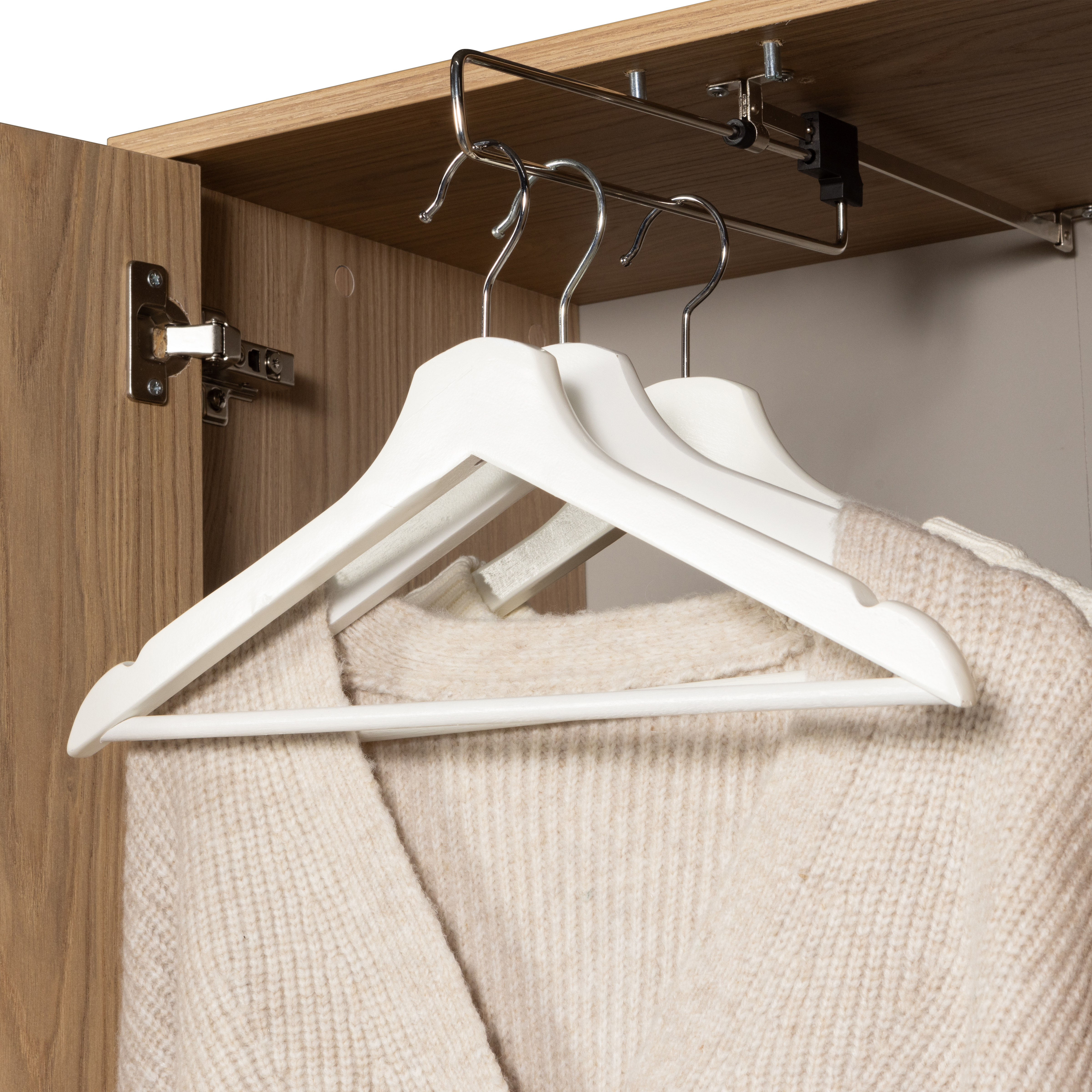 374106-Z-02_VS_WE_Silas_optiepakket_uittrekbare_kledinghanger_TBV_hoge_kast_detail.png?auto=webp&format=png&width=1500&height=1500