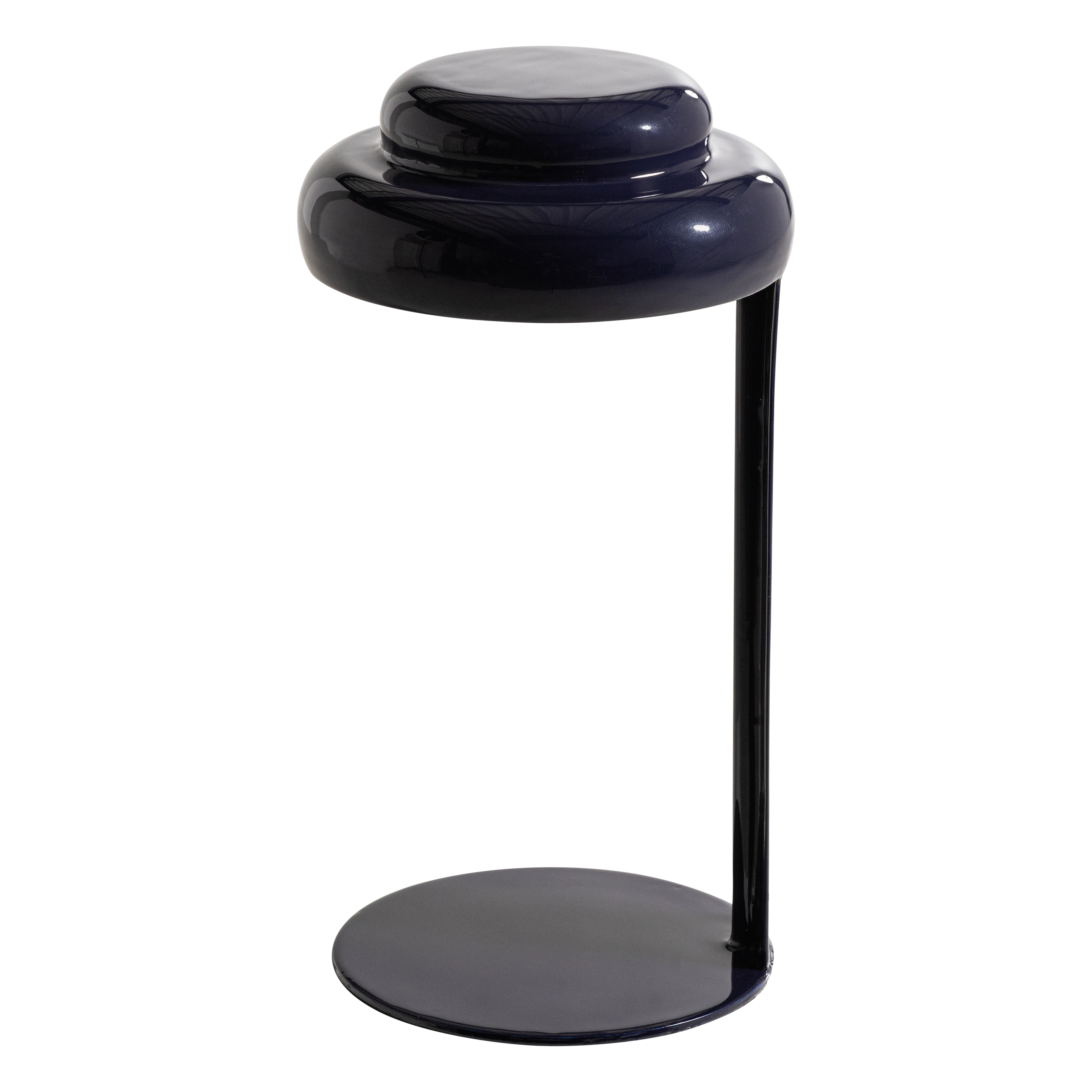 378014-C_03_VS_Rassy_tafellamp_metaal_hoogglans_donkerblauw_L1.png?auto=webp&format=png&width=1500&height=1500