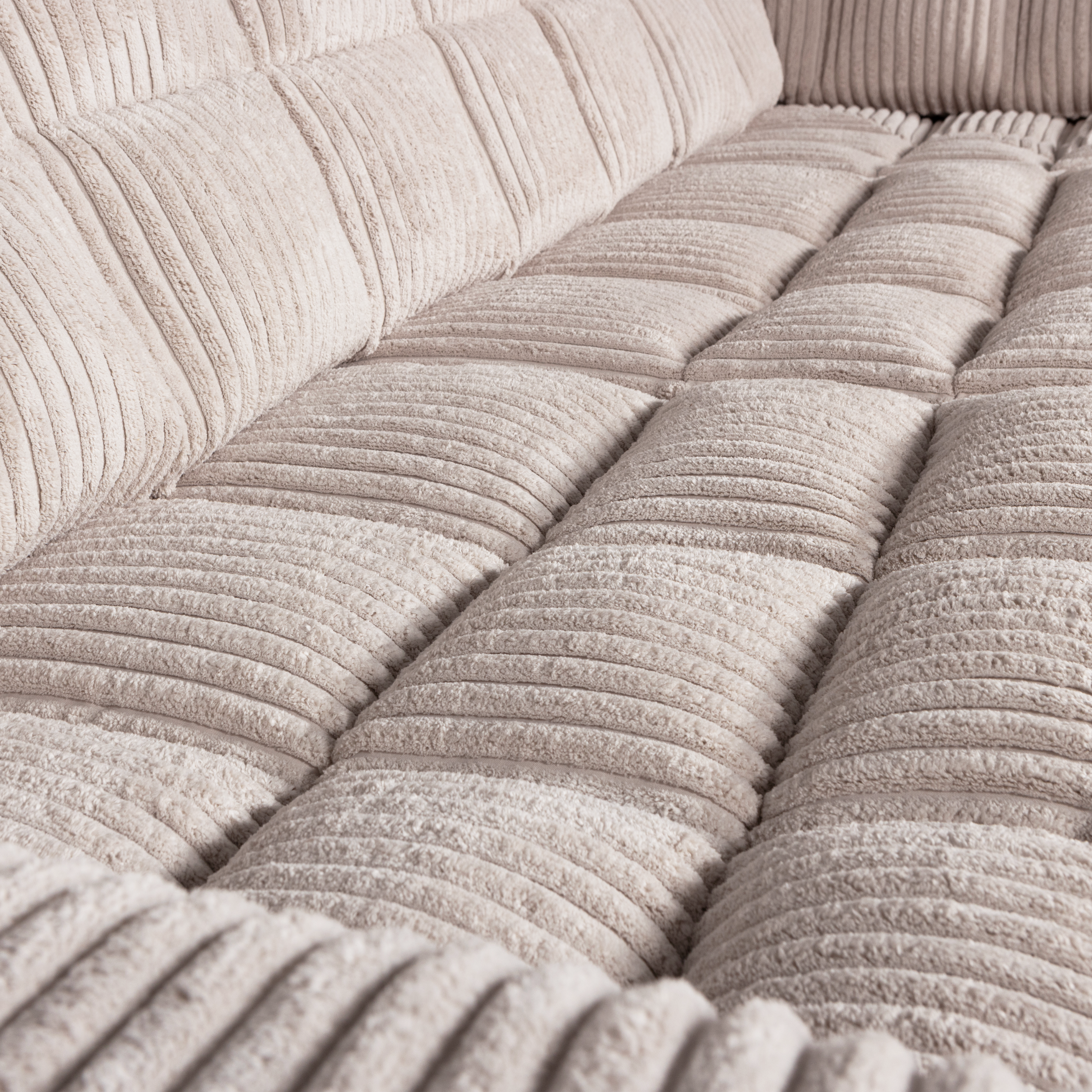 379015-RN-01_VS_WE_Second_date_hoekbank_rechts_grove_ribstof_naturel_detail.png?auto=webp&format=png&width=1500&height=1500