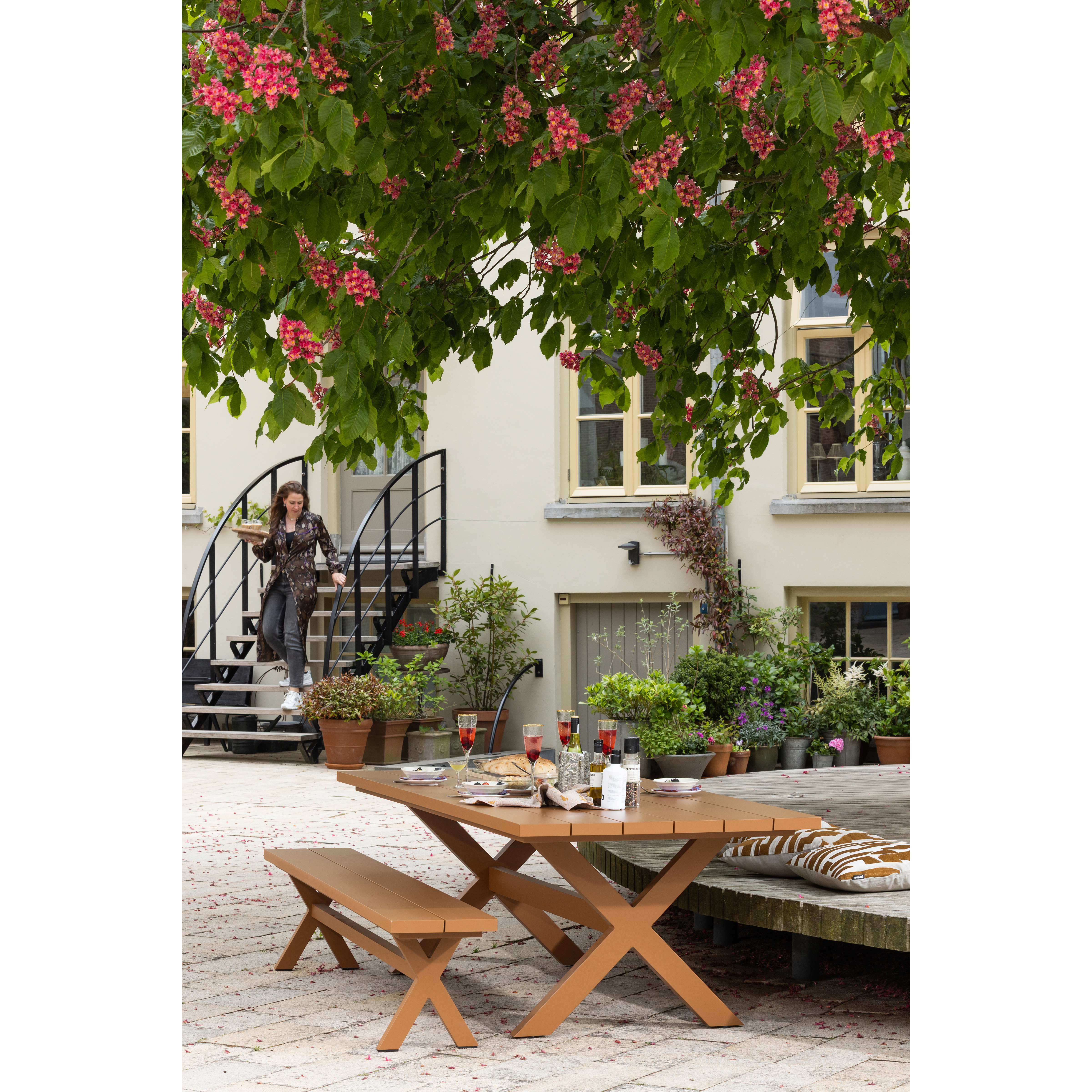 500031-T-500030-T-01_SF_Delta_picknicktafel_bankje_.png?auto=webp&format=png&width=1500&height=1500