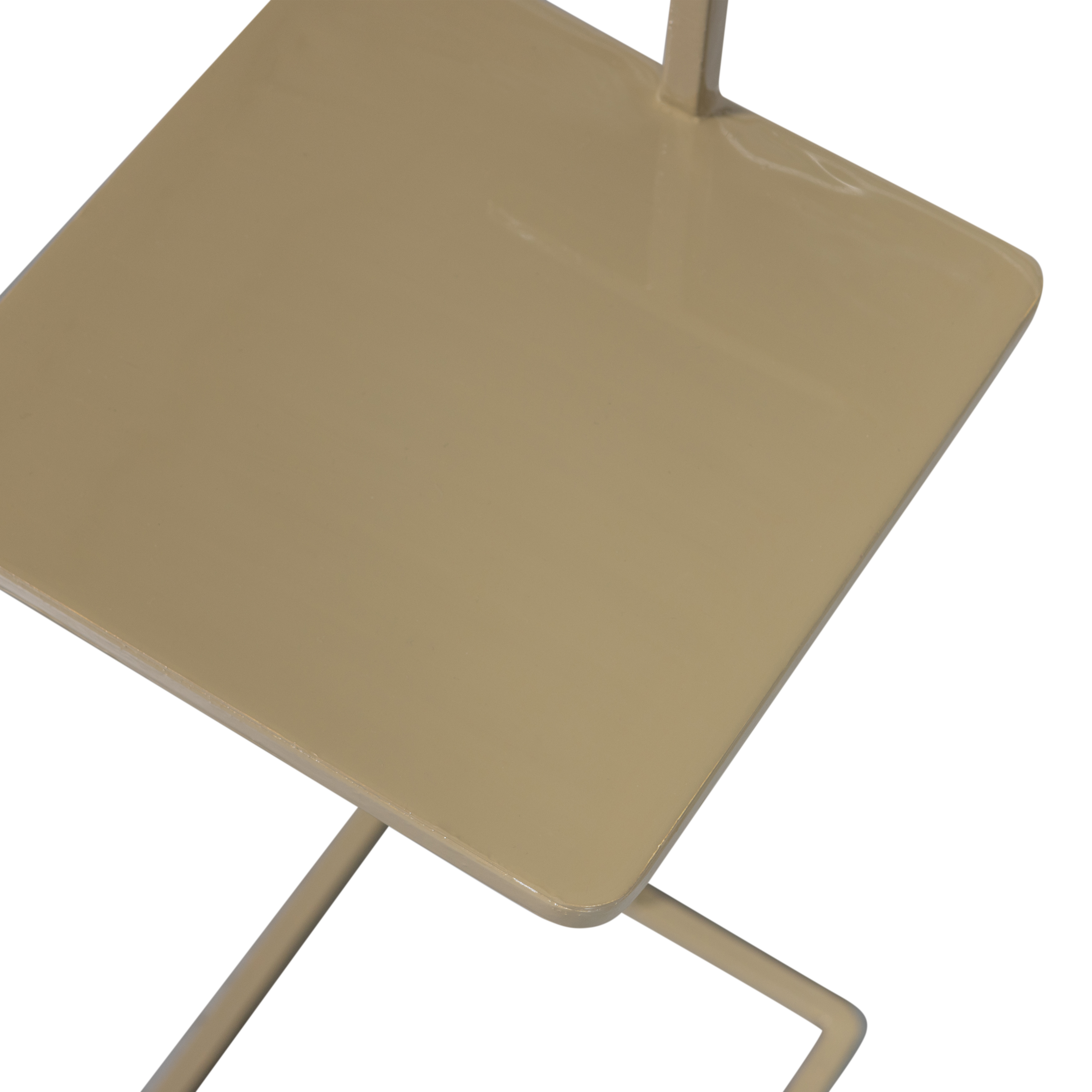 375047-Z-02_VS_WE_Toste_bijzettafel_metaal_donker_zand_detail.png?auto=webp&format=png&width=1500&height=1500