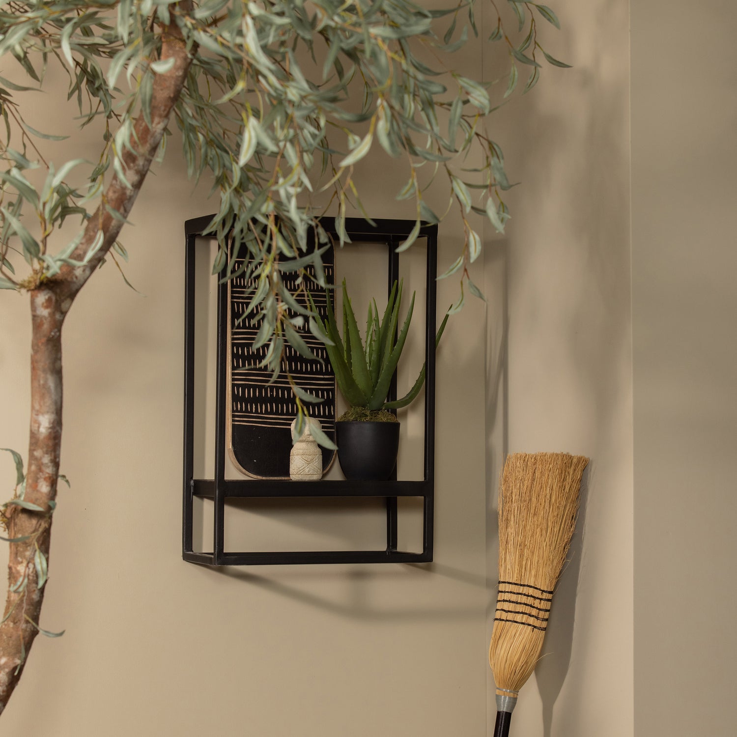 377187-Z-01_SF_FA_Febe_wandrek_verticaal_metaal_zwart_VIERKANT.jpg?auto=webp&format=png&width=1500&height=1500