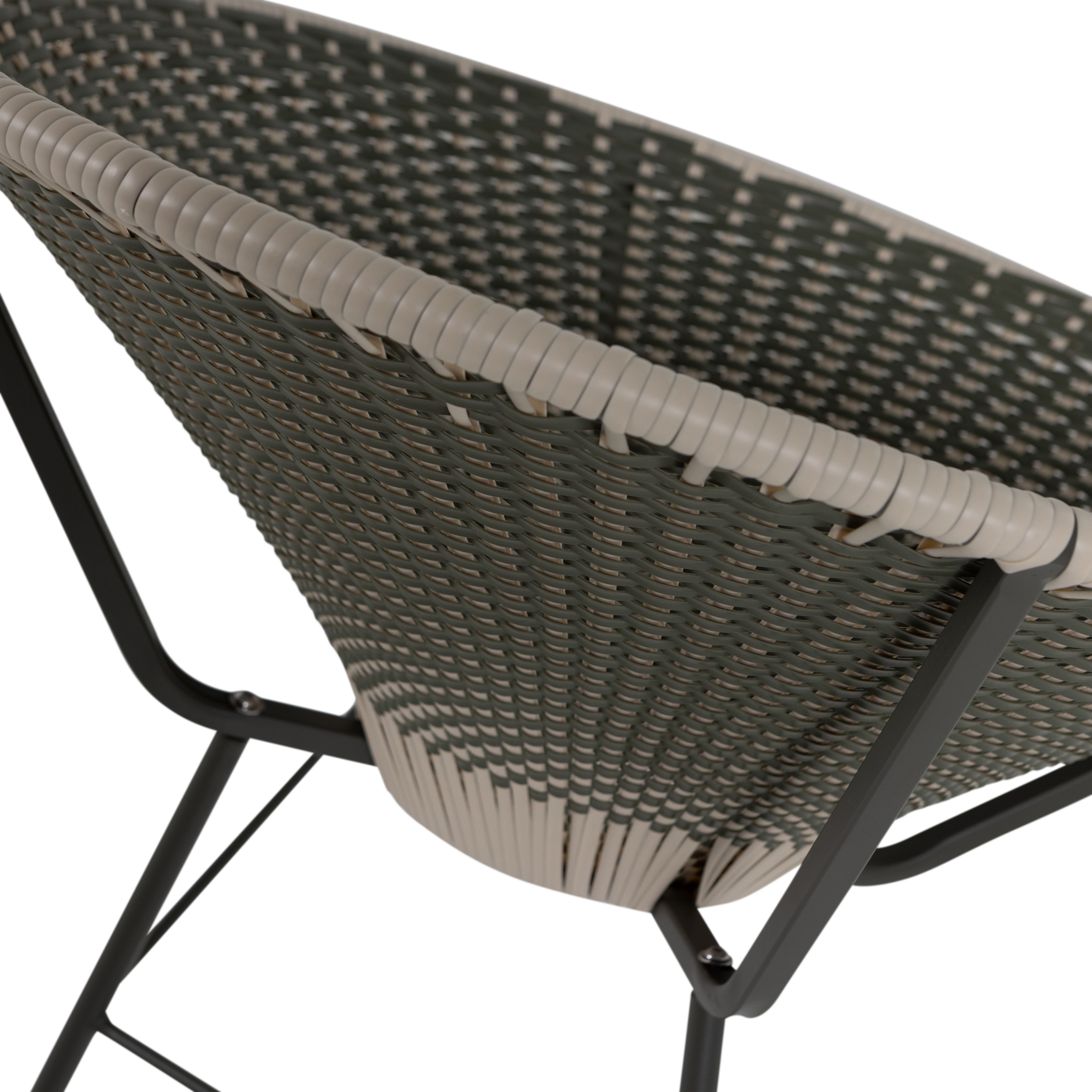 377705-G_02_VS_WO_Kazoun_loungestoel_wicker_groen_C2.png?auto=webp&format=png&width=1500&height=1500