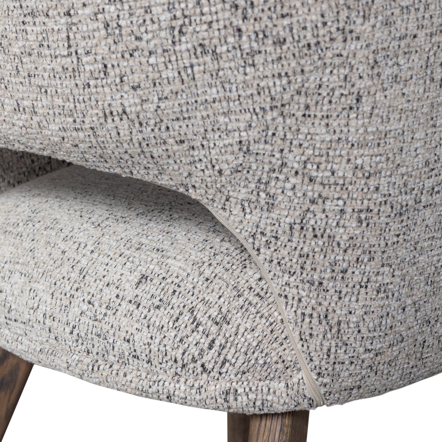 377492-NM-01_VS_PR_Murat_eetkamerstoel_naturel_met_houten_poot_mystic_brown_detail.png?auto=webp&format=png&width=1500&height=1500