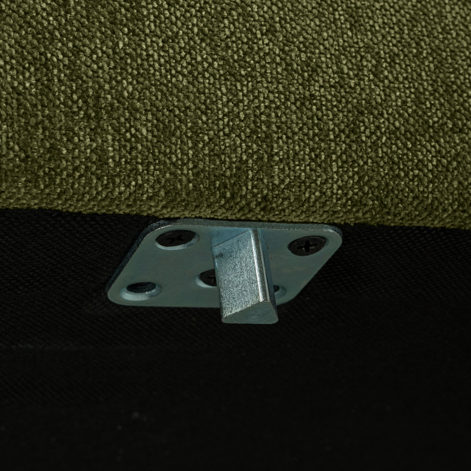 400484-400485-400486-400487-400489-400490-G-02_VS_VT_Couple_warm_groen_detail_PS.jpg?auto=webp&format=png&height=1500