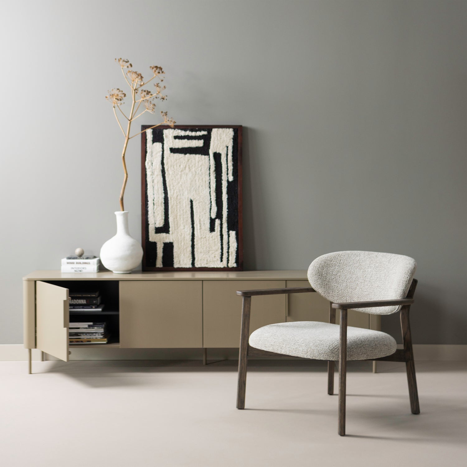 377594-MD-377577-Z-377626-D-01_SF_WP_Gunnar_tv_meubel_Anka_wanddeco_Udar_fauteuil_vierkant.png?auto=webp&format=png&width=1500&height=1500