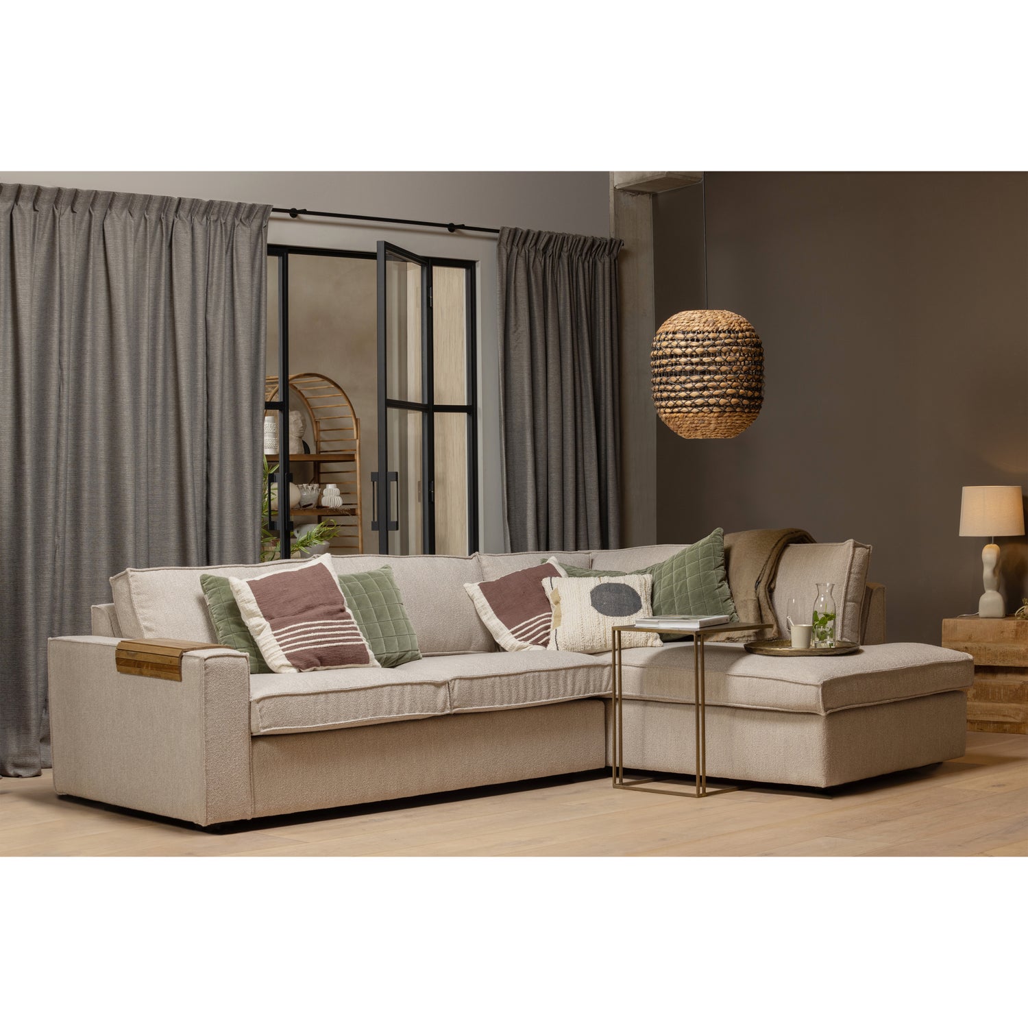 90403303-700503-N-04_SF_BL_Capri_gordijn_grijs_Hajo_hoekbank_rechts.jpg?auto=webp&format=png&width=1500&height=1500