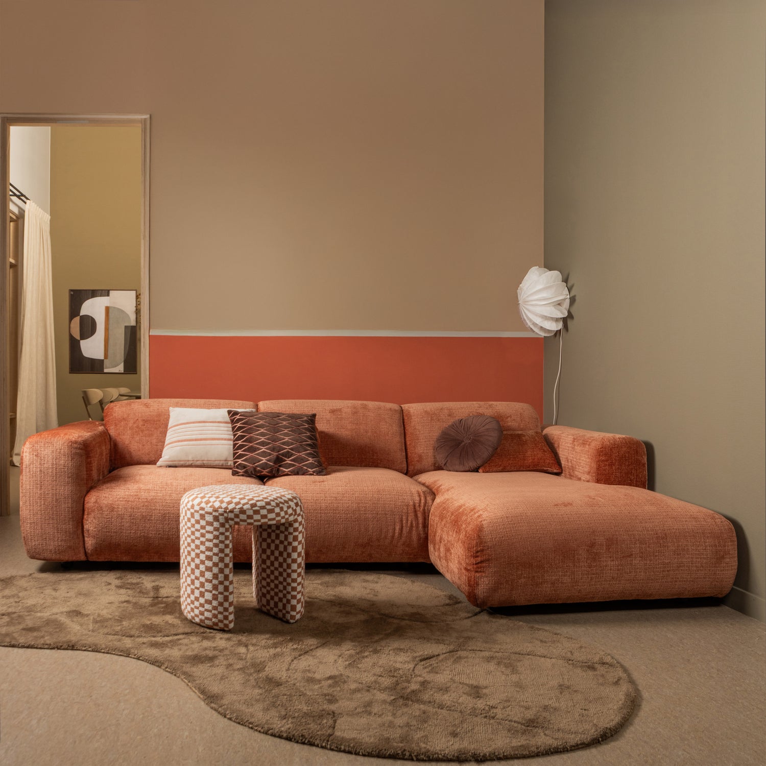 375073-E__373533-B__374079-O_01_SF_Cloud_chaise_longue_chenille_terra_Ayla_vloerkleed_Charlie_vierkant.jpg?auto=webp&format=png&width=1500&height=1500