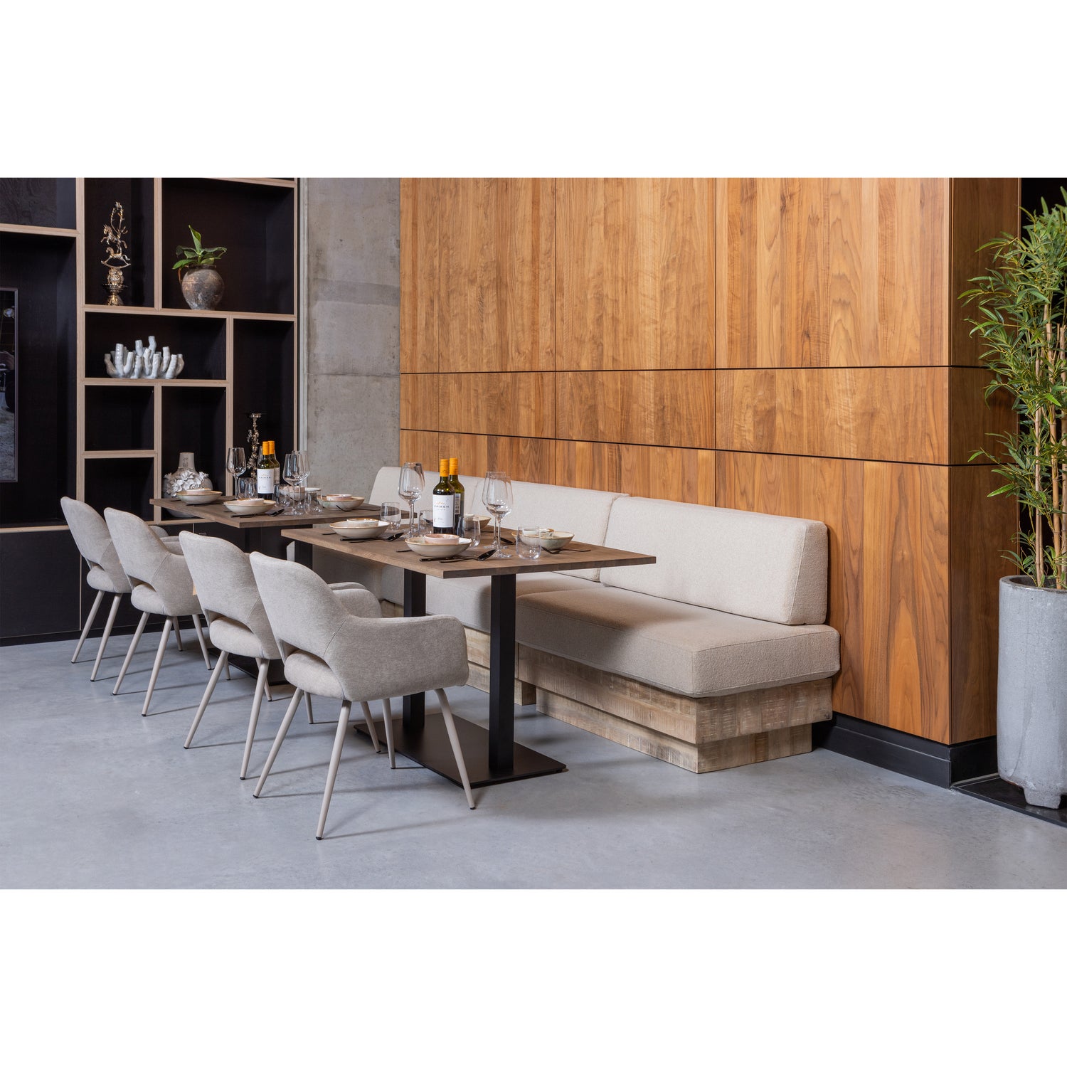 TB-RH-VL24-1190x0790-377346-374076-N-200427-N-02_SF_FA_Tafelblad_recht_vingerlas120x80cm_cashmere_brown_Bistro_buisvoet_Jenny_Balk.jpg?auto=webp&format=png&width=1500&height=1500