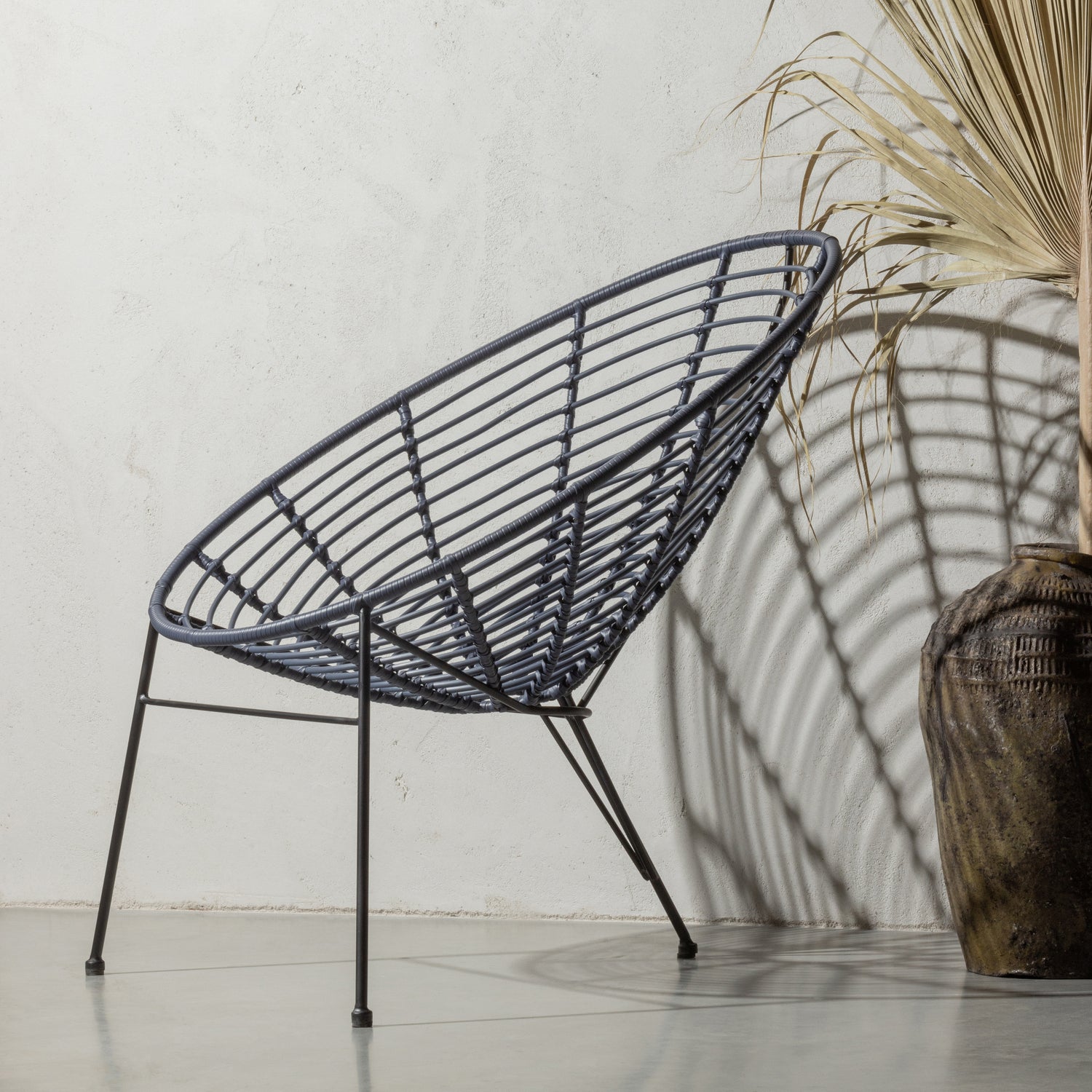 373636-I-02_SF_FA_Jane_loungestoel_inkt.jpg?auto=webp&format=png&width=1500&height=1500