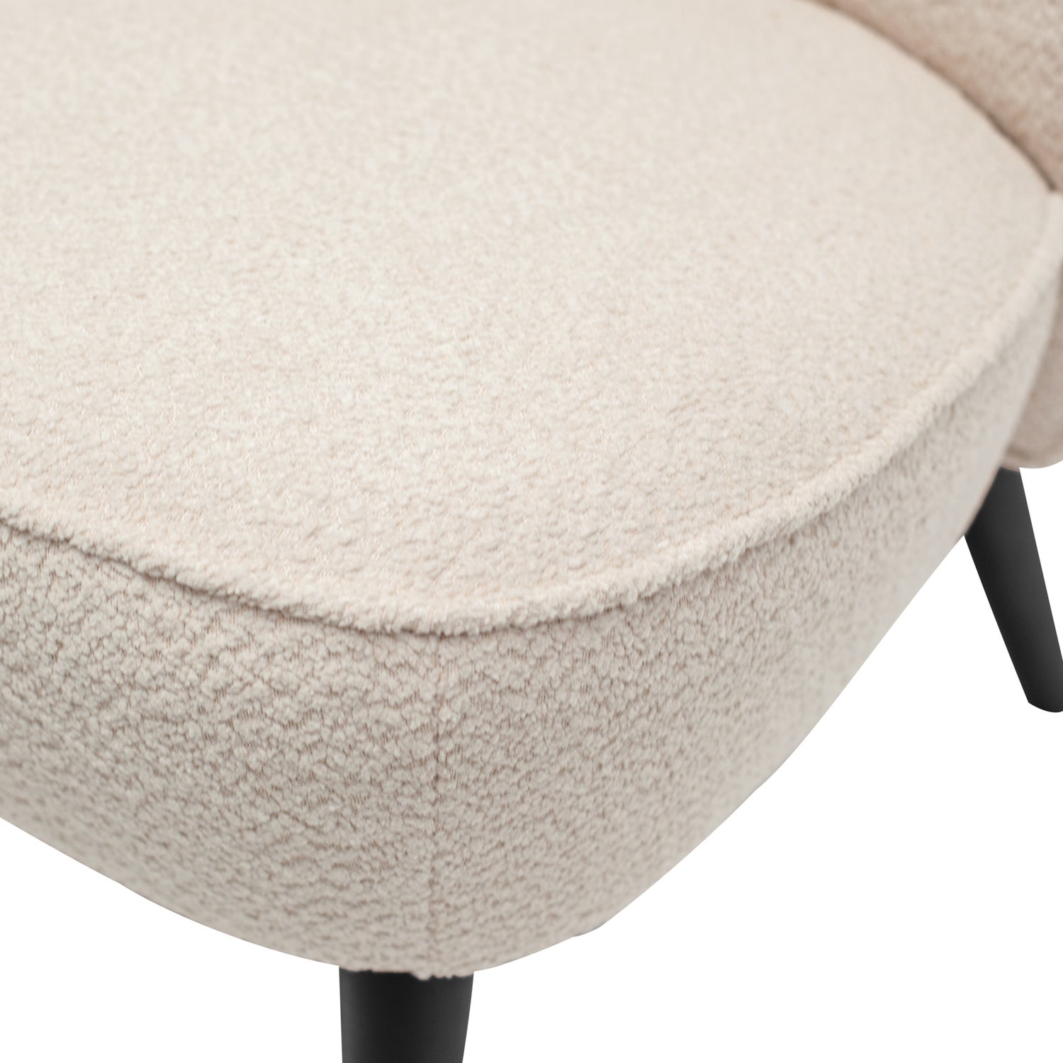 375690-C-01_VS_FA_Sara_fauteuil_boucle_creme_detail.jpg?auto=webp&format=png&width=1500&height=1500