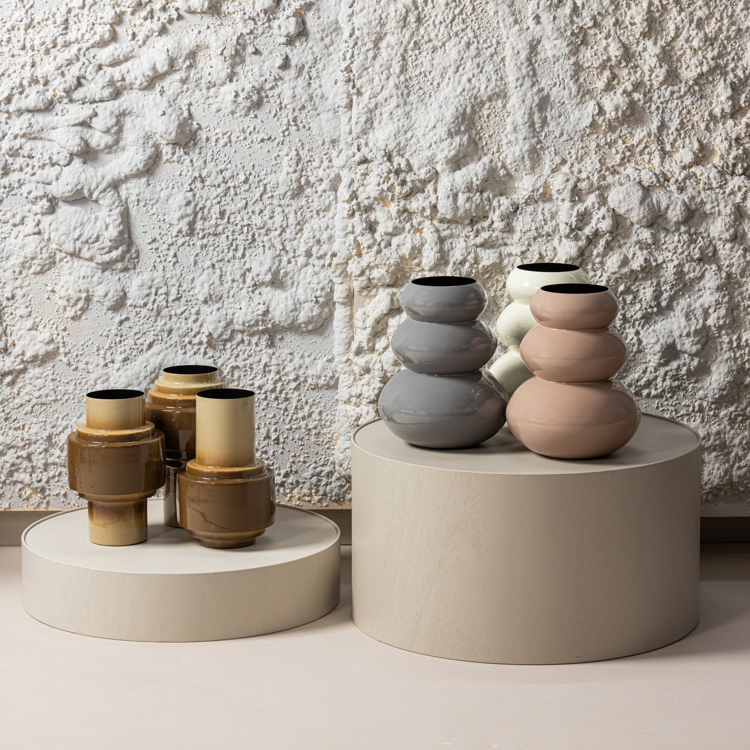 377872-Z__377873-Z__377874-Z__377869-I__377869-G__377869-L_02_SF_Orba_vaas_32x24cm_34x22cm_36x24cm_Tera_lichtroze_lichtgeel_lichtgrijs_vierkant.jpg?auto=webp&format=png&width=1500&height=1500