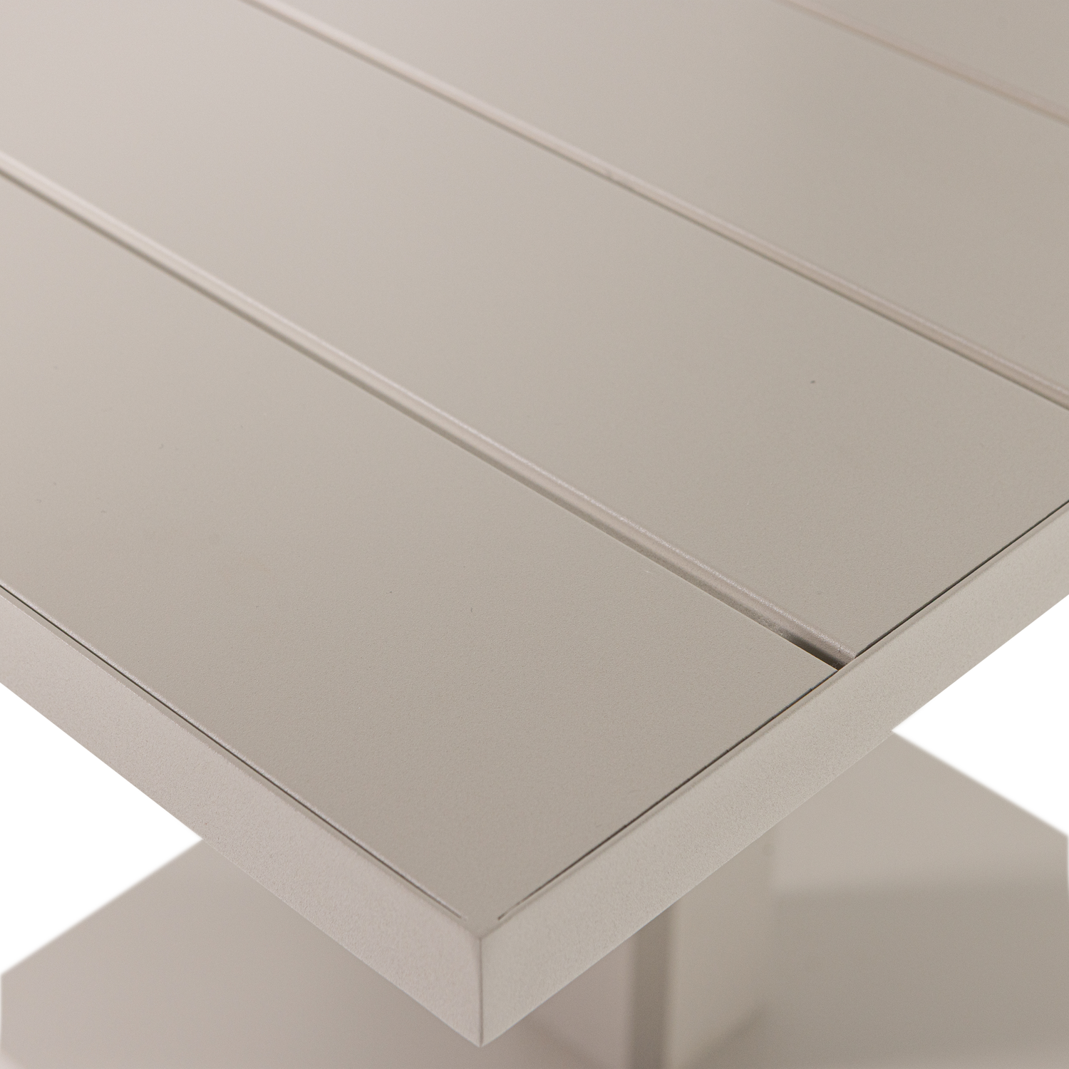 377701-Z_01_VS_WO_Tesso_hoogte_verstelbare_tuintafel_aluminium_zand_C1.png?auto=webp&format=png&width=1500&height=1500