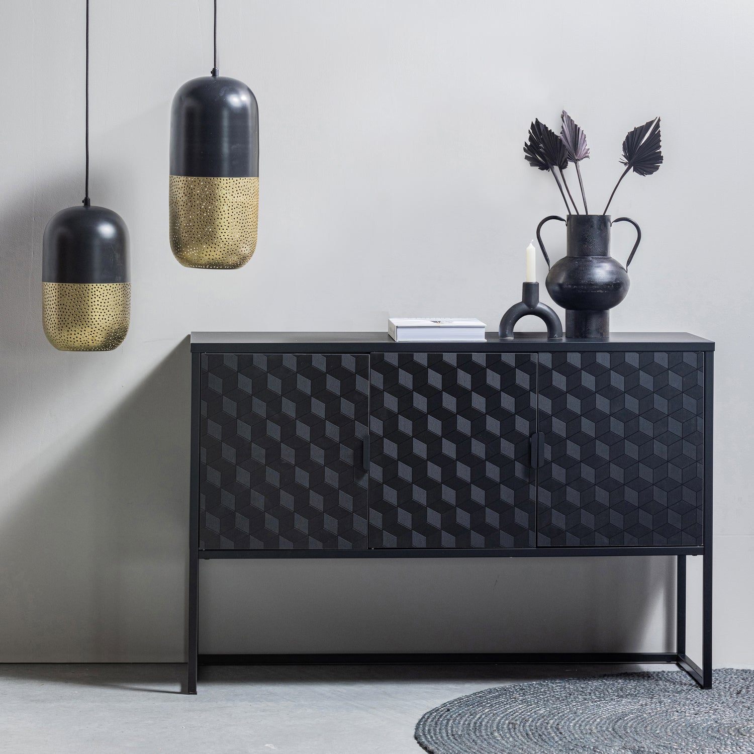 377215-Z-375410-Z-375411-Z-377195-Z-01_SF_WE_Milo_dressoir_tv_meubel_Tirsa_lamp_Vere_vaas_PS_VIERKANT.jpg?auto=webp&format=png&width=1500&height=1500