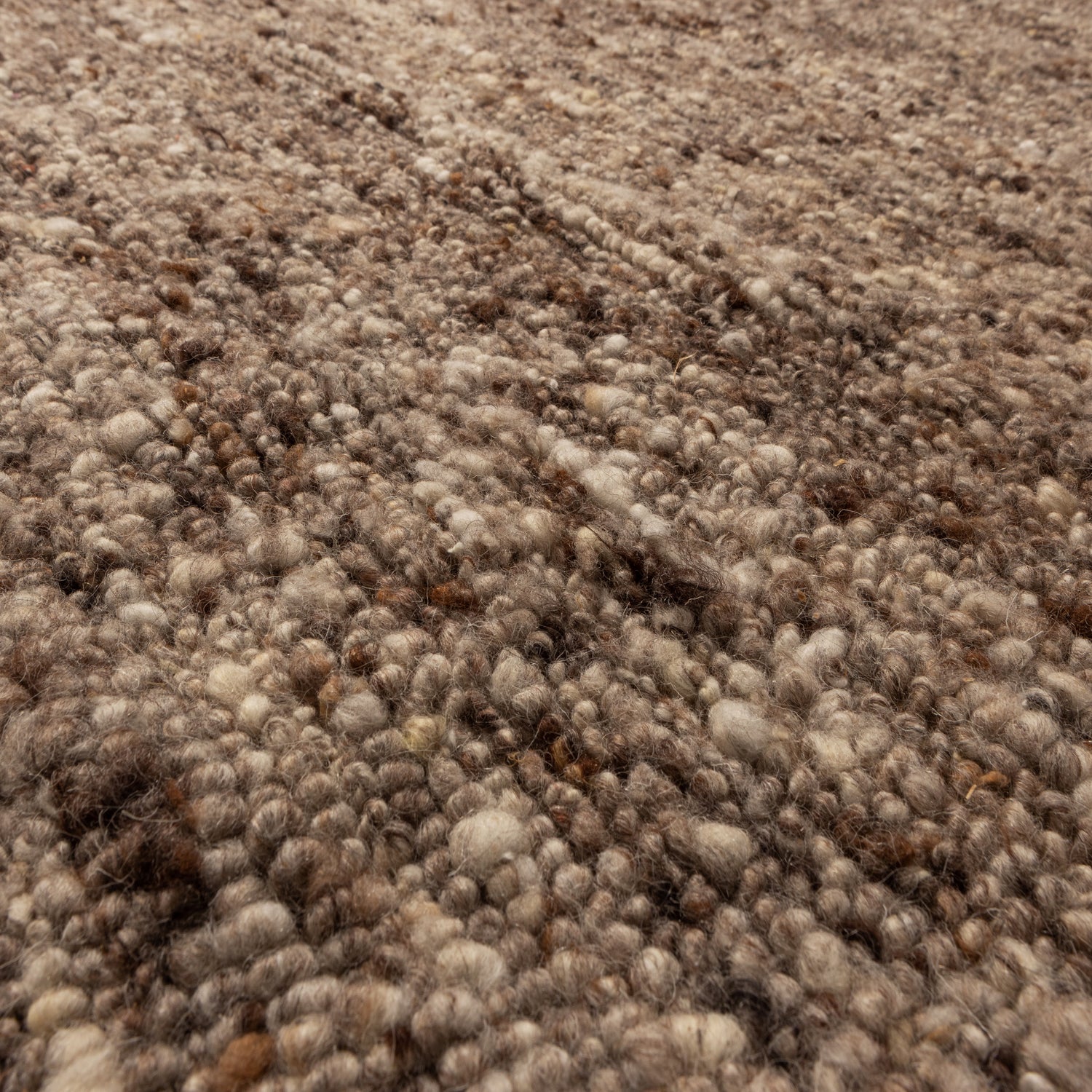 375051-B-01_VS_WE_Efia_vloerkleed_wol_bruin_melange_170x240cm_detail.png?auto=webp&format=png&width=1500&height=1500