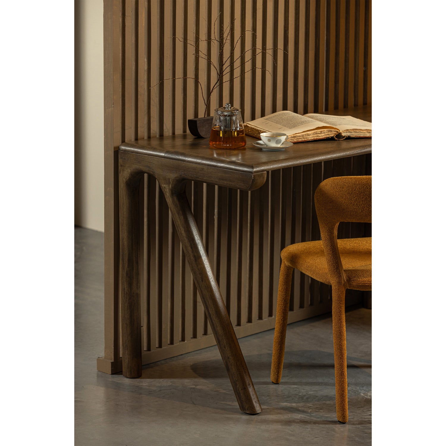 801411-W-801419-C-02_SF_BP_Tug_bureau_mango_walnoot_Noble_corn.jpg?auto=webp&format=png&width=1500&height=1500