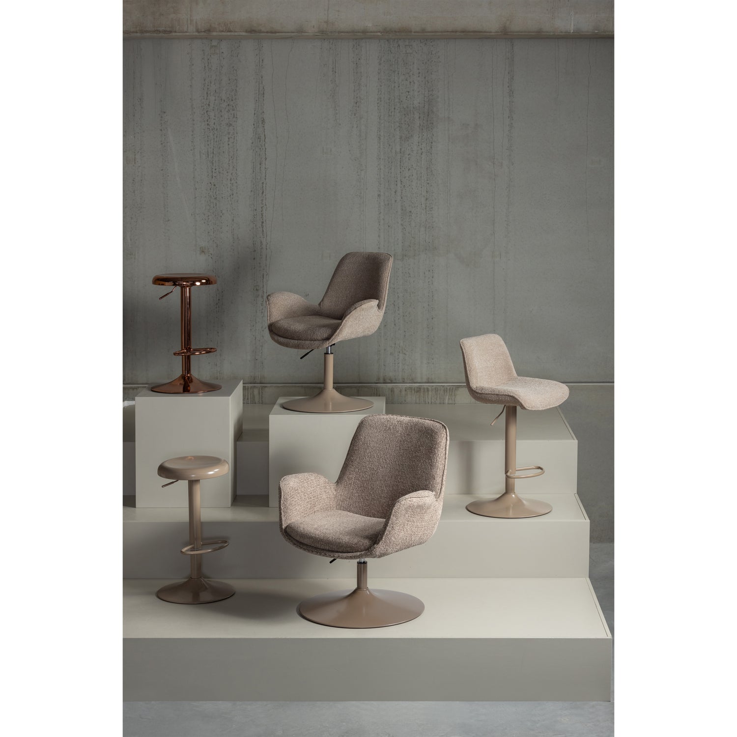 377488-S-377486-S-377487-S-377384-A-377384-K-01_SF_WE_Marten_fauteuil_barstoel_eetkamerstoel_Isaac_barkruk.jpg?auto=webp&format=png&width=1500&height=1500