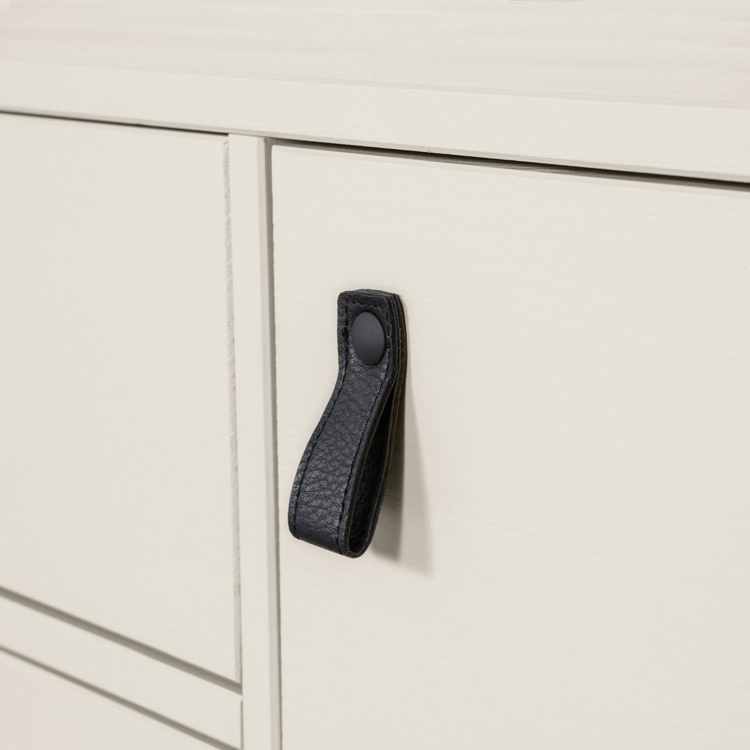 373651-D-01_VS_WS_silas_tv_meubel_grenen_dust_detail.jpg?auto=webp&format=png&width=1500&height=1500