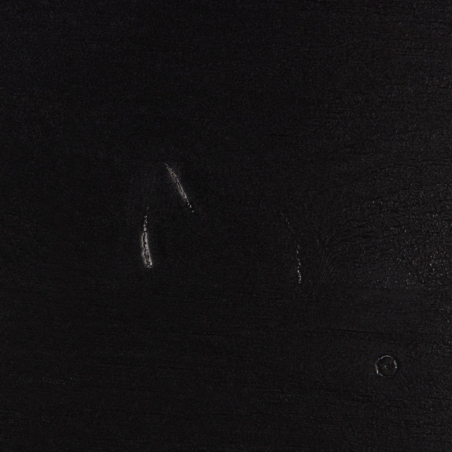 HOUT_IMPERFECTIE_Grenenhout_Mat_zwart_Egaal_01.jpg?auto=webp&format=png&width=1500&height=1500