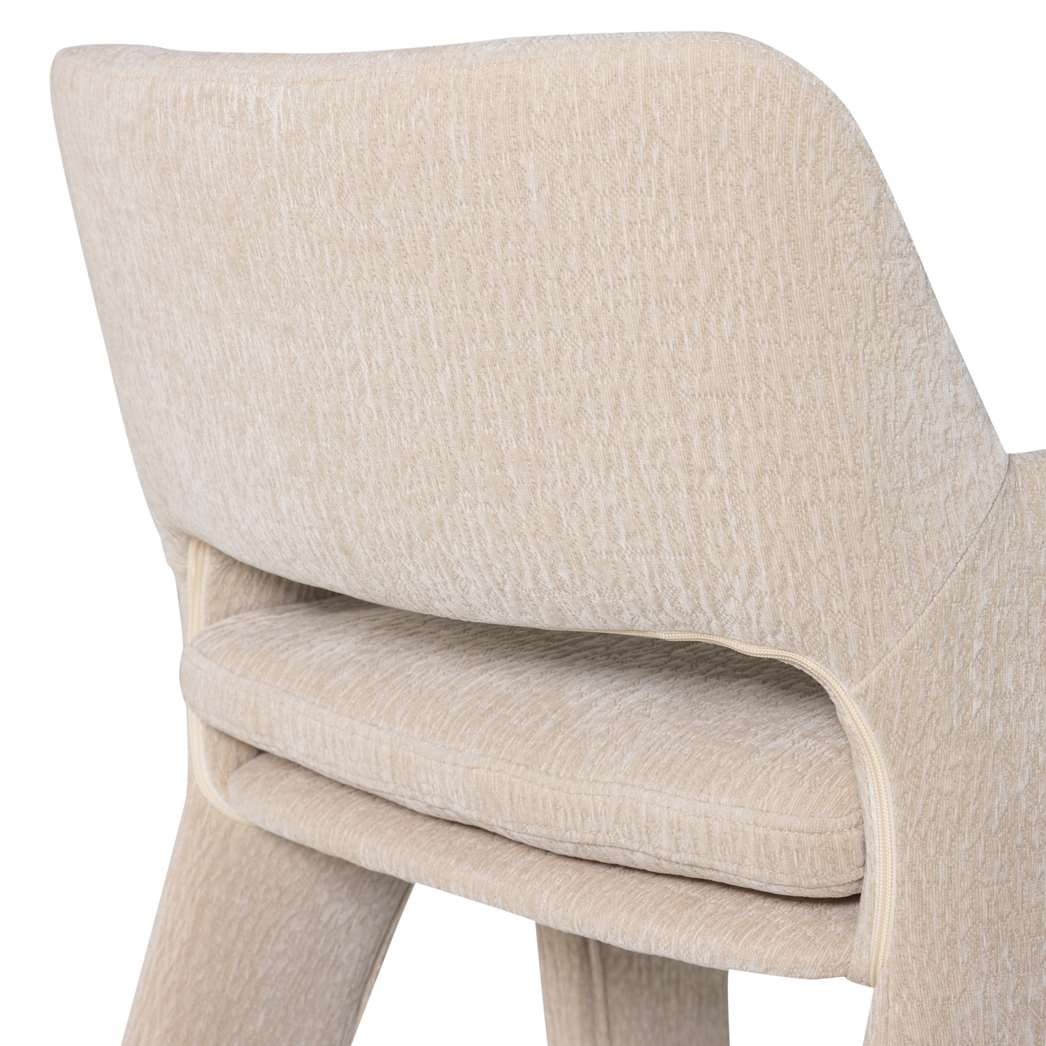 400553-Z_06_VS_VT_Bigfoot_eetkamerstoel_chenille_zand_C2.png?auto=webp&format=png&width=1500&height=1500