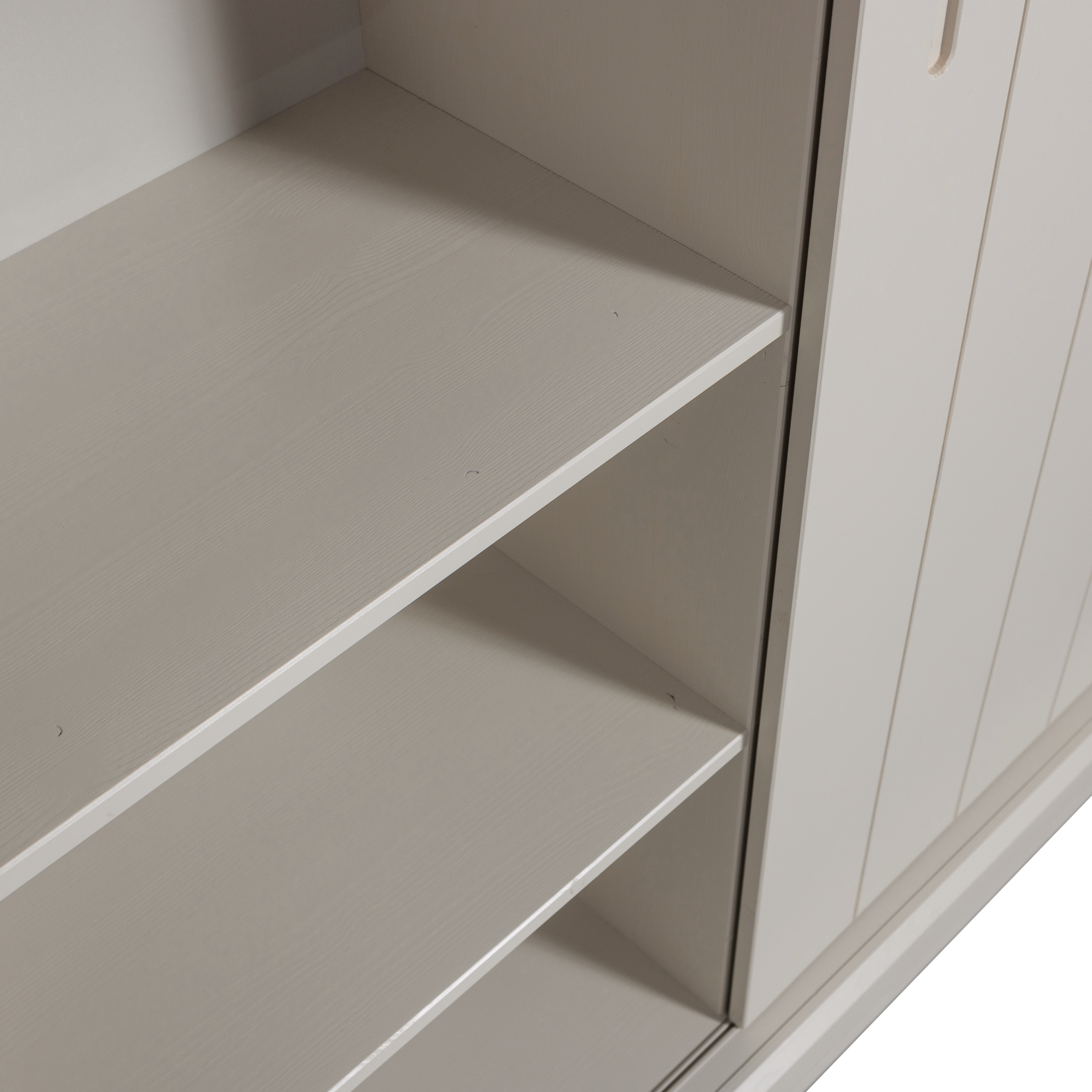 373661-DU-02_VS_FQ_Mila_schuifdeurkast_grenen_dust_detail.png?auto=webp&format=png&width=1500&height=1500