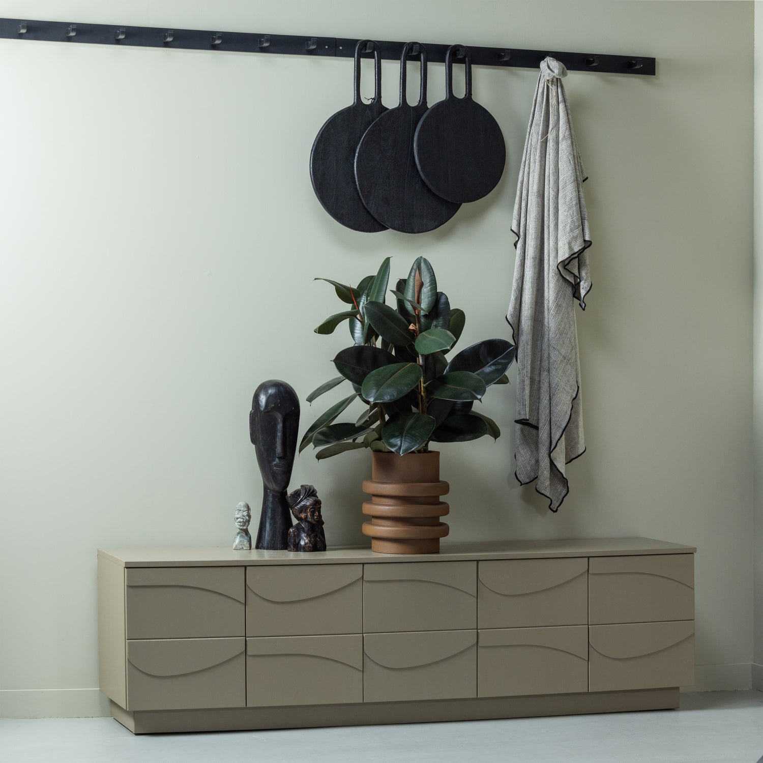 TEO-TVME-1-MD-377356-T-377371-Z-01_SF_WE_Teo_tv_meubel_Malin_ribbelvaas_Thor_VIERKANT.jpg?auto=webp&format=png&width=1500&height=1500