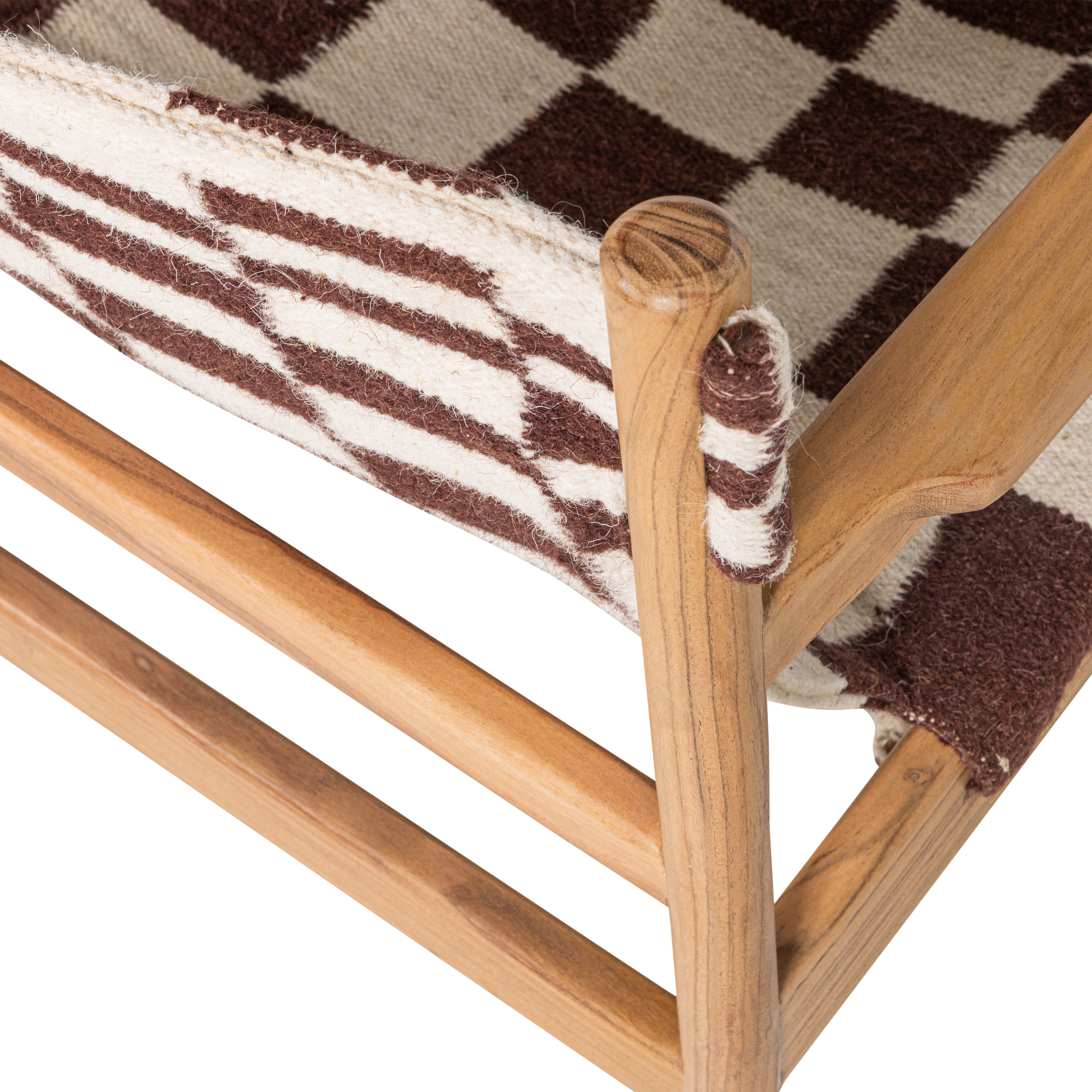 377837-B_01_VS_WP_Zano_fauteuil_hout_bruin_met_kelim_zitting_naturel_C1.png?auto=webp&format=png&width=1500&height=1500
