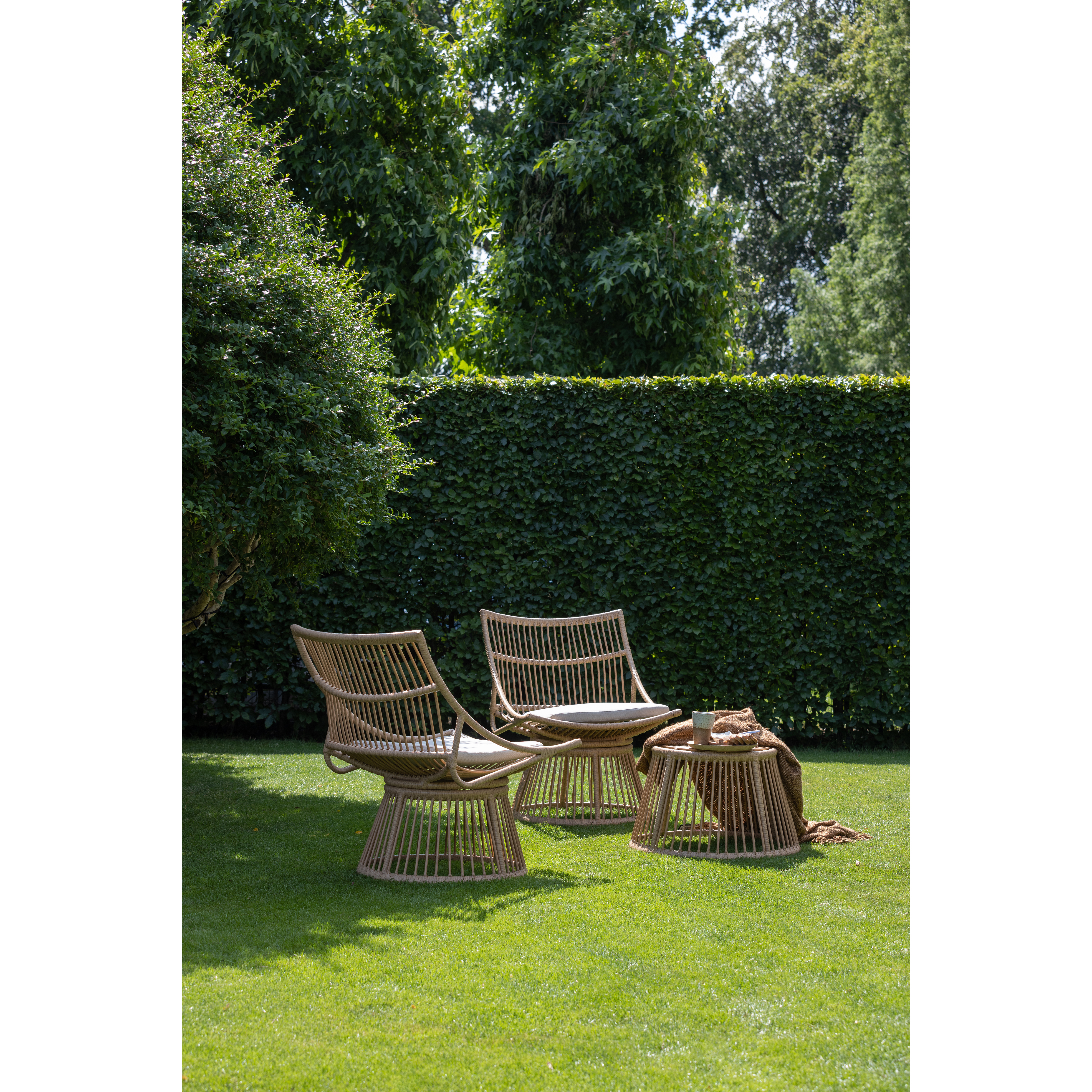 500019-N-500020-N-02_SF_EXT_Alatna_fauteuil_hocker_wicker_naturel.jpg?auto=webp&format=png&width=1500&height=1500