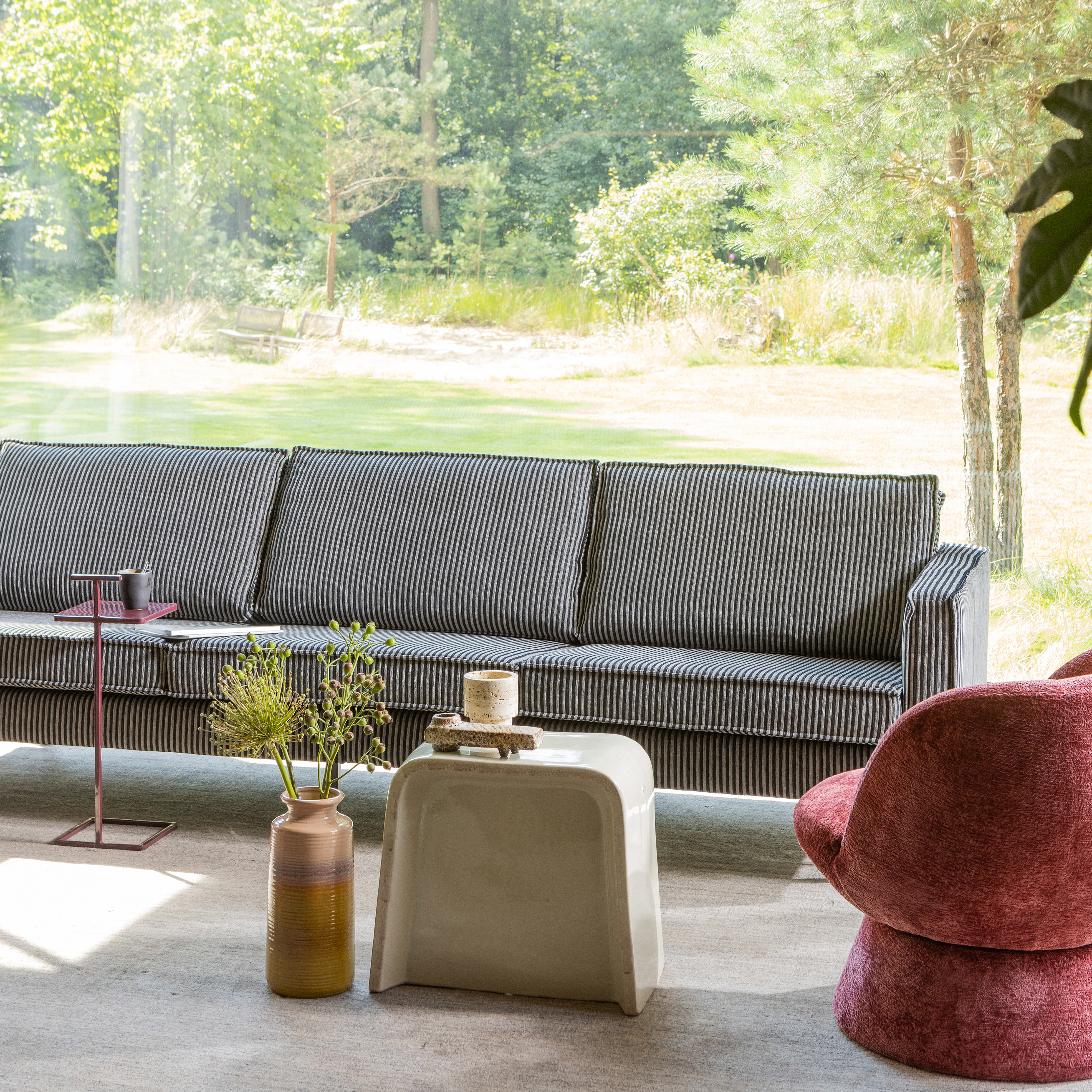 800543-ZG-801418-R-801216-R-375066-M-01_SF_BP_Rodeo_bank_3_zits_Shuffle_Shoal_cream_Decennia_XL_VIERKANT.jpg?auto=webp&format=png&width=1500&height=1500