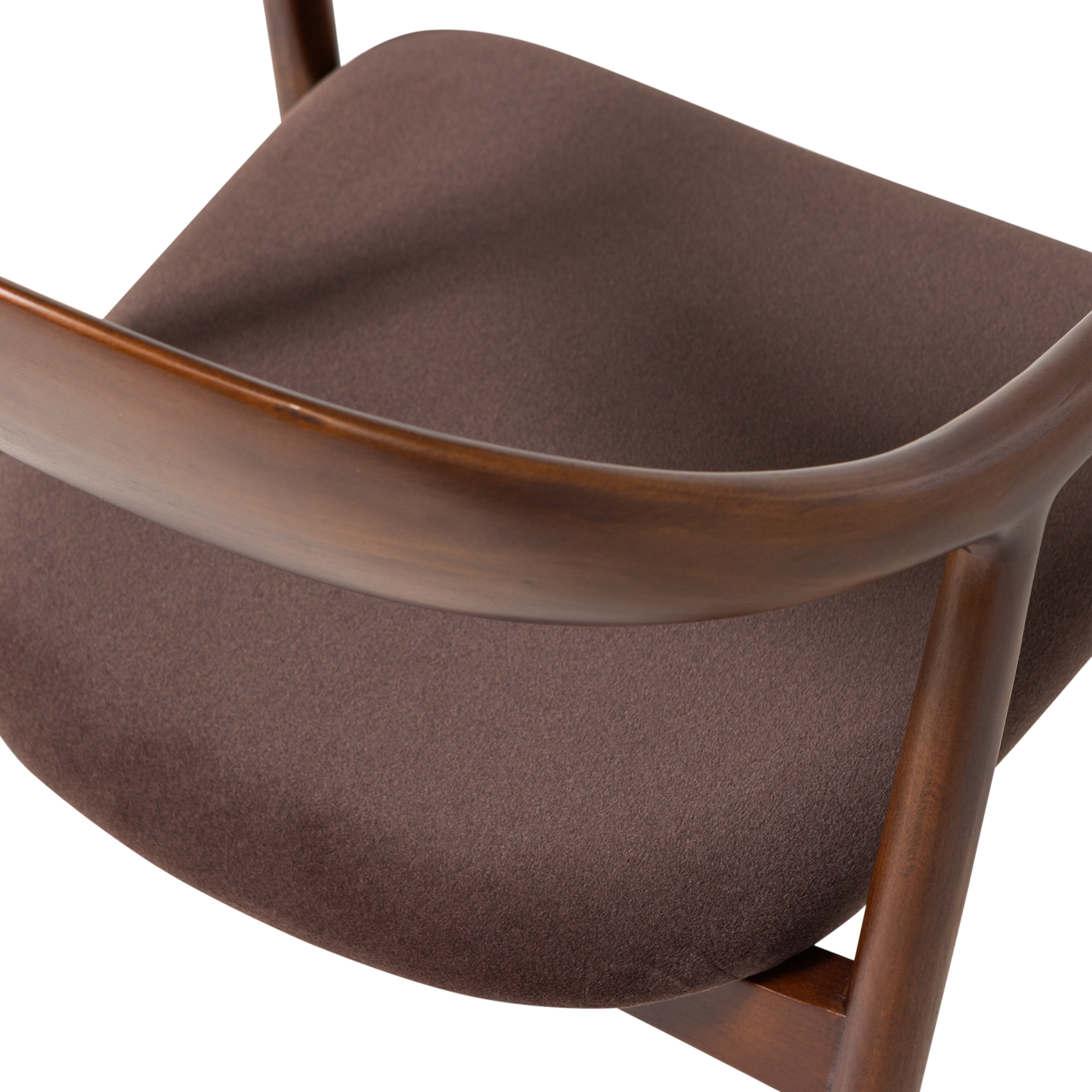 377799-B_02_VS_WP_Bran_eetkamerstoel_beukenhout_velvet_bruin_detail.png?auto=webp&format=png&width=1500&height=1500