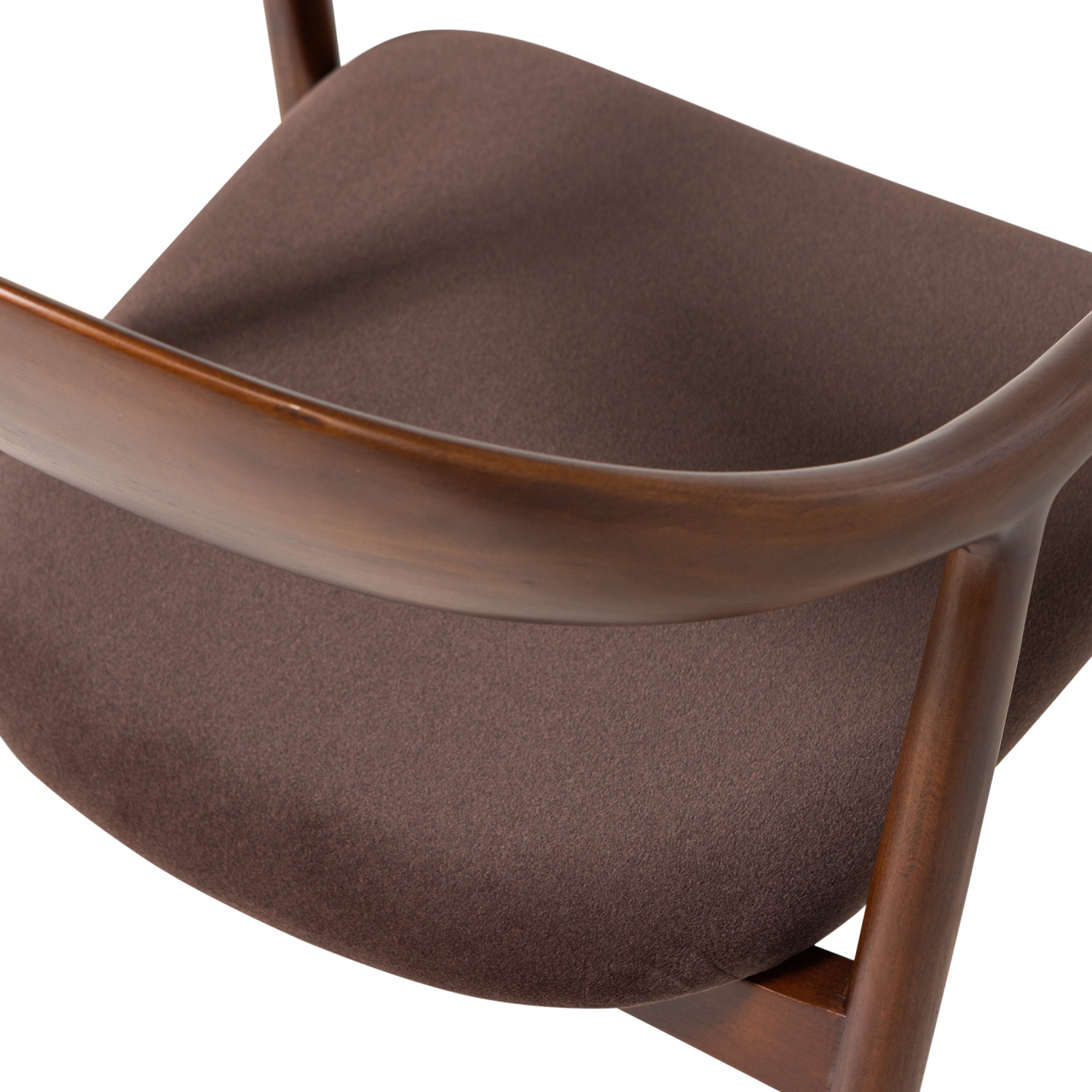377799-B_02_VS_WP_Bran_eetkamerstoel_beukenhout_velvet_bruin_detail.png?auto=webp&format=png&width=1500&height=1500