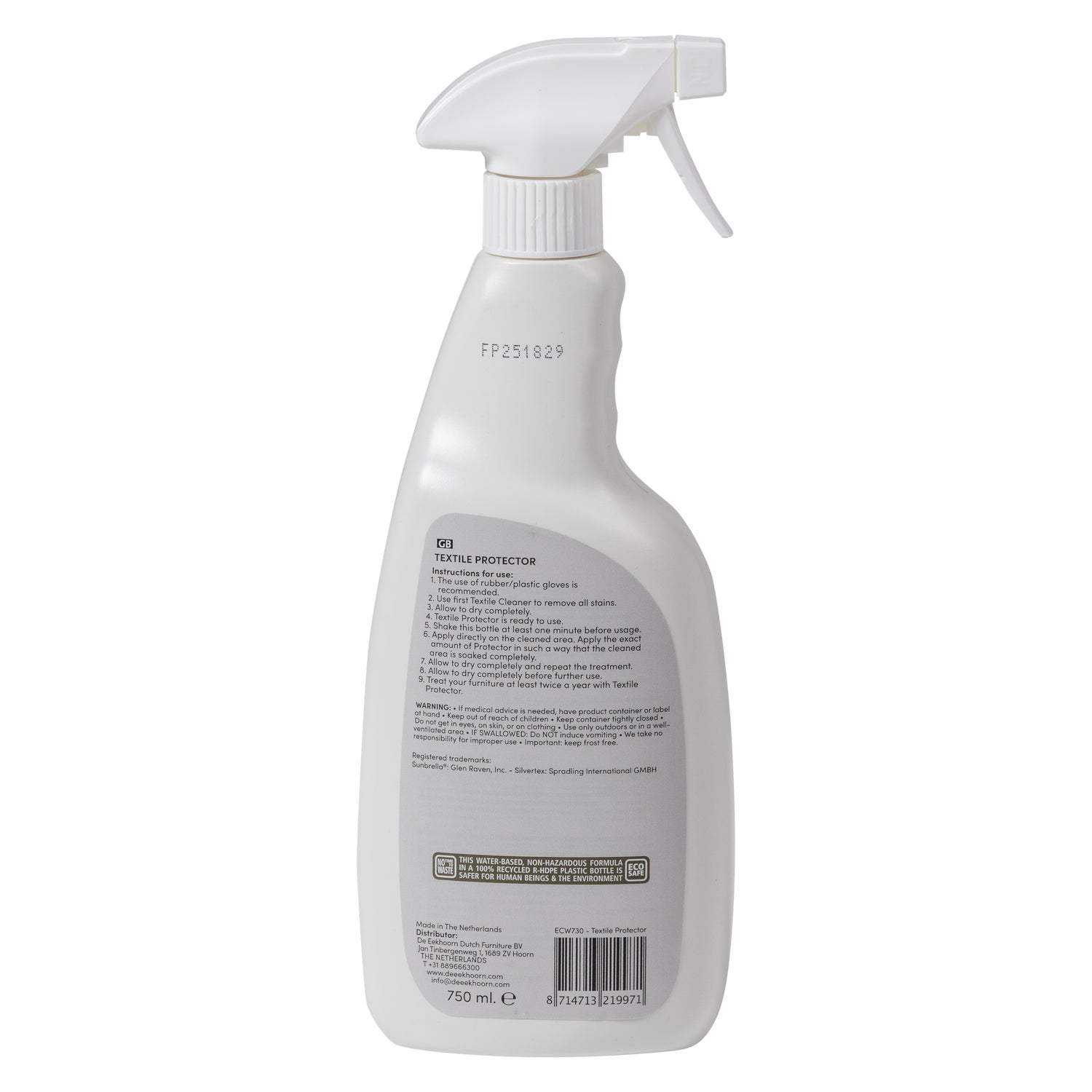 ECW730_03_VS_WO_Care_outdoor_textiel_protector_750ml_B1.png?auto=webp&format=png&width=1500&height=1500