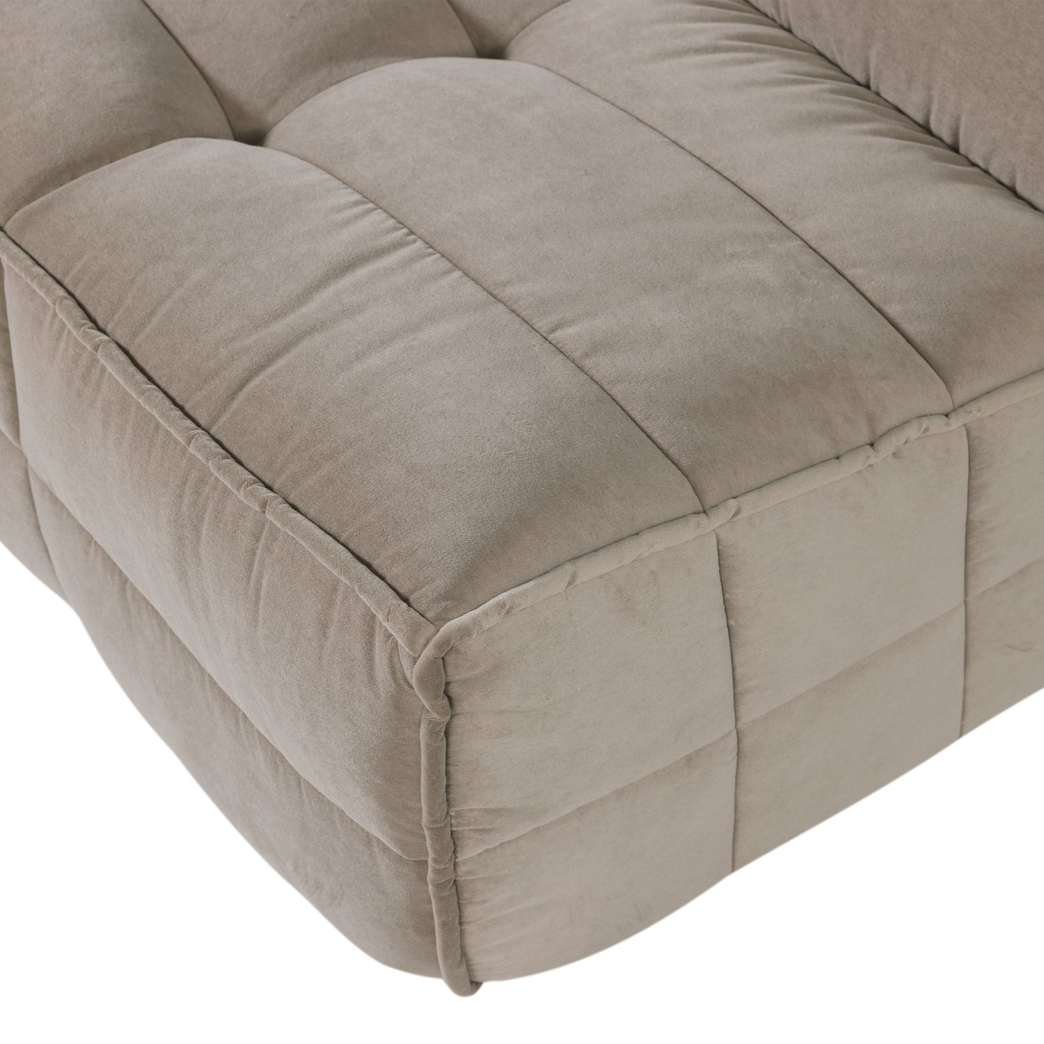 400557-WT_04_VS_VT_Cluster_3-zits_element_velvet_warm_taupe_C1.png?auto=webp&format=png&width=1500&height=1500