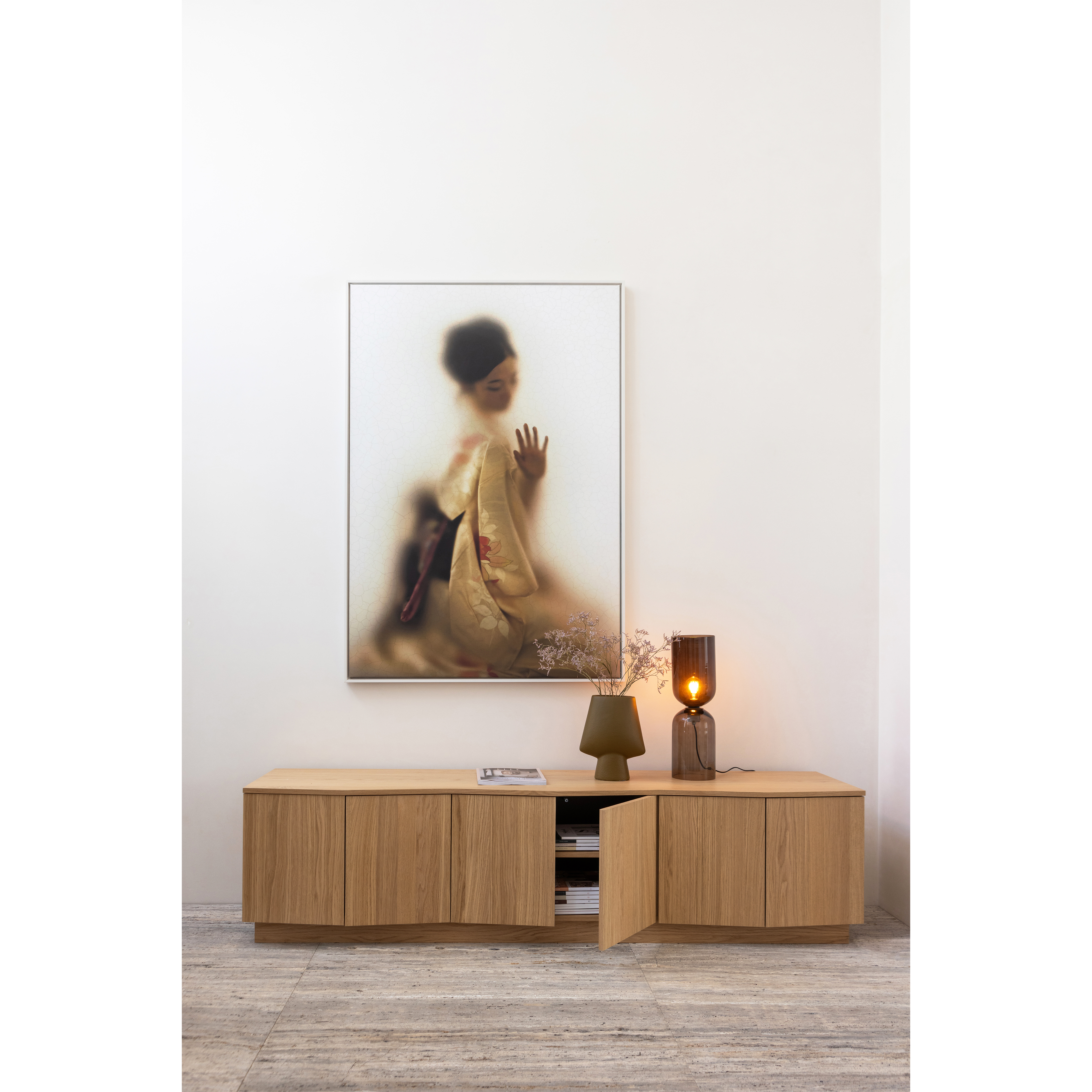 375182-TP-02_SF_WE_Zuma_tv_meubel_200cm_eiken_transparant.jpg?auto=webp&format=png&width=1500&height=1500