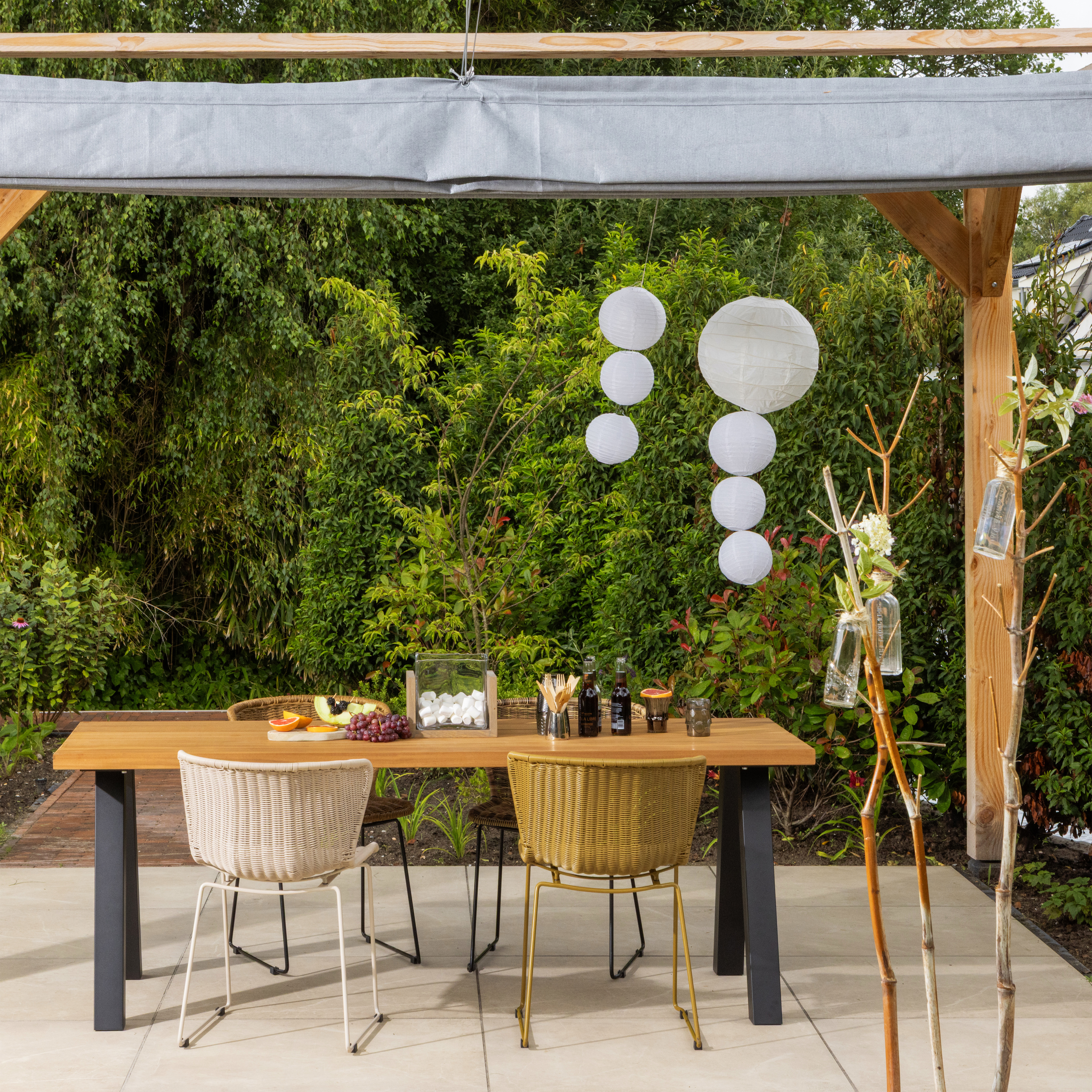 376035-N__378616-H__378616-A_01_SF_ES_Tablo_tuintafel_Wings_tuinstoel_vierkant.jpg?auto=webp&format=png&width=1500&height=1500