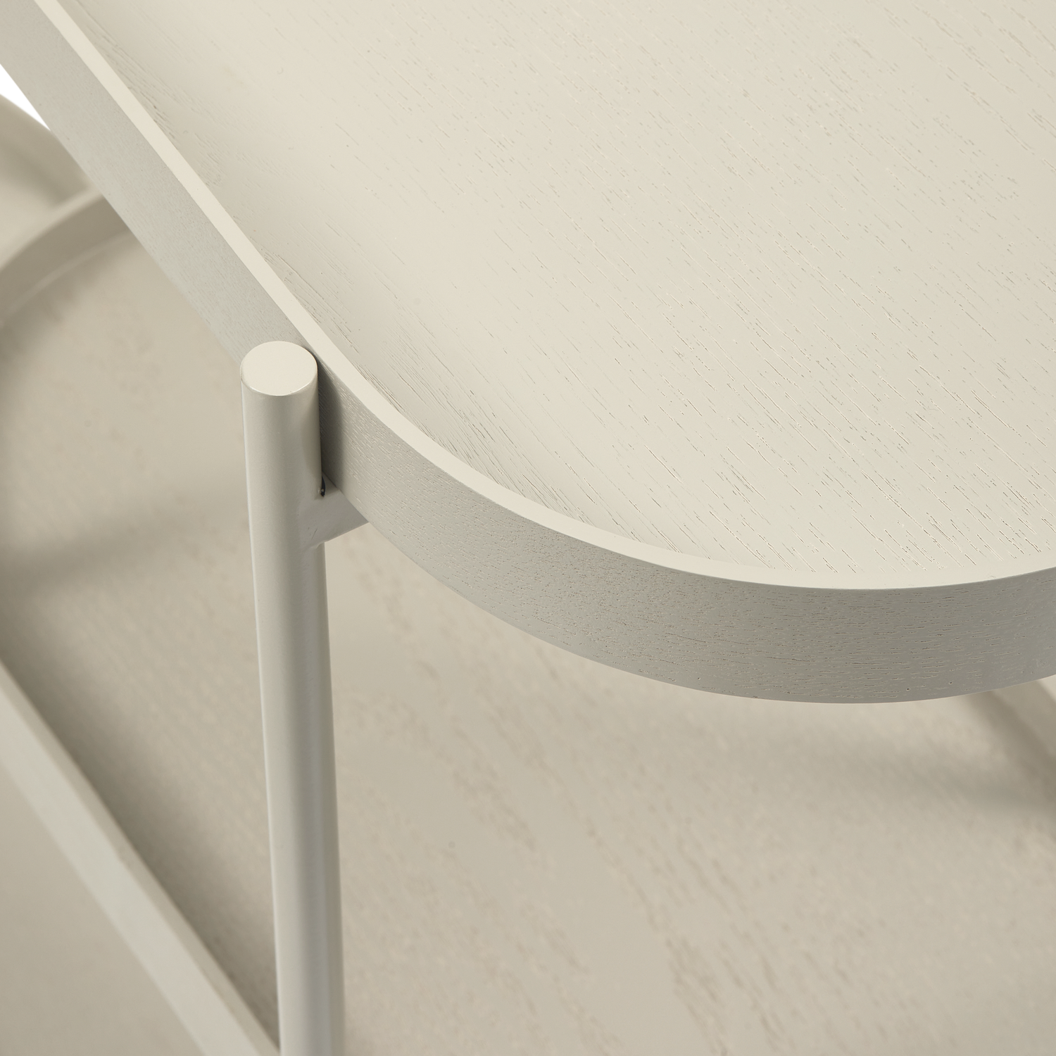 373895-A-01_VS_WE_Noan_sidetable_hout_metaal_antique_beige_detail.png?auto=webp&format=png&width=1500&height=1500