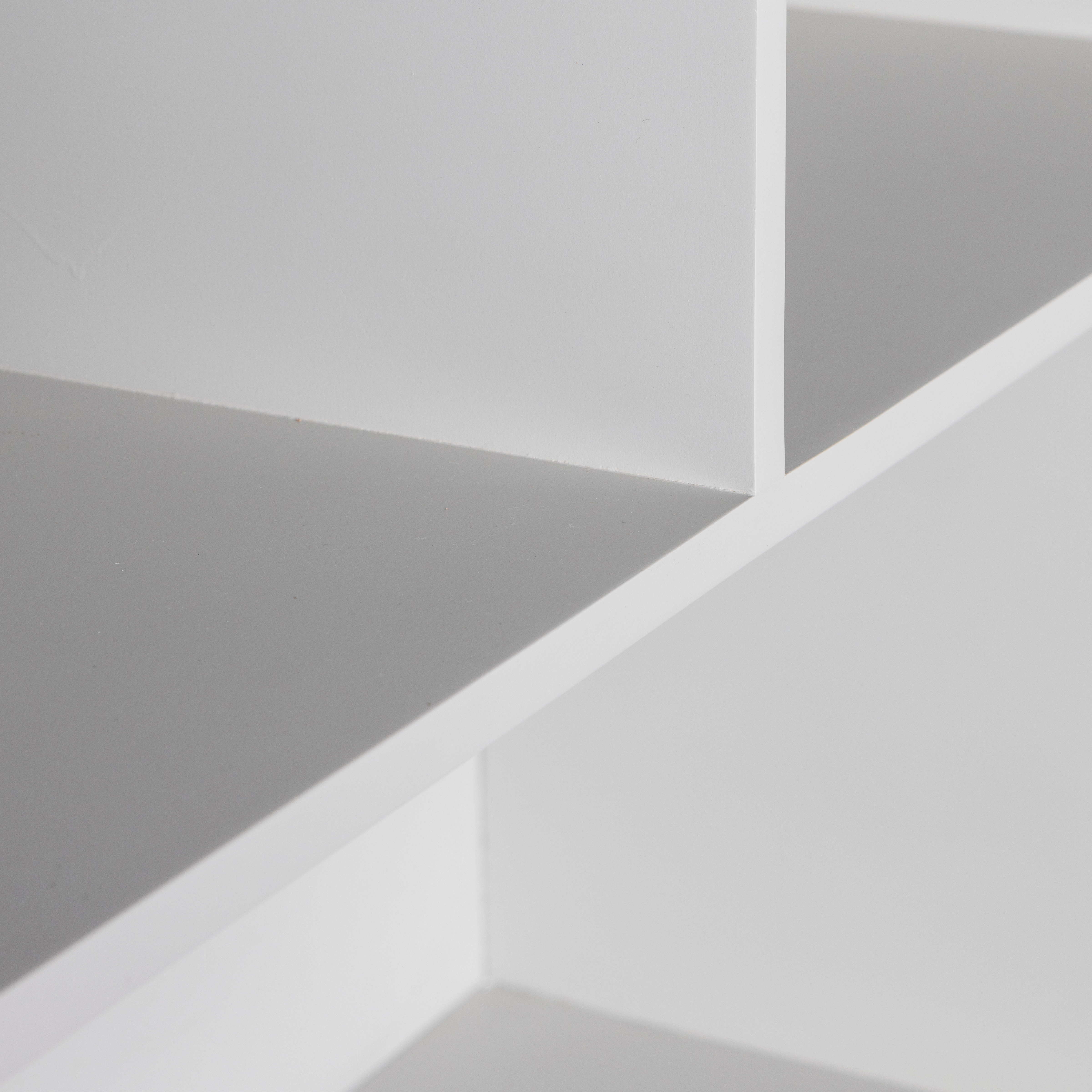 801223-O-02_VS_BP_Carved_organic_2-deurs_opbergkast_mist_detail.png?auto=webp&format=png&width=1500&height=1500