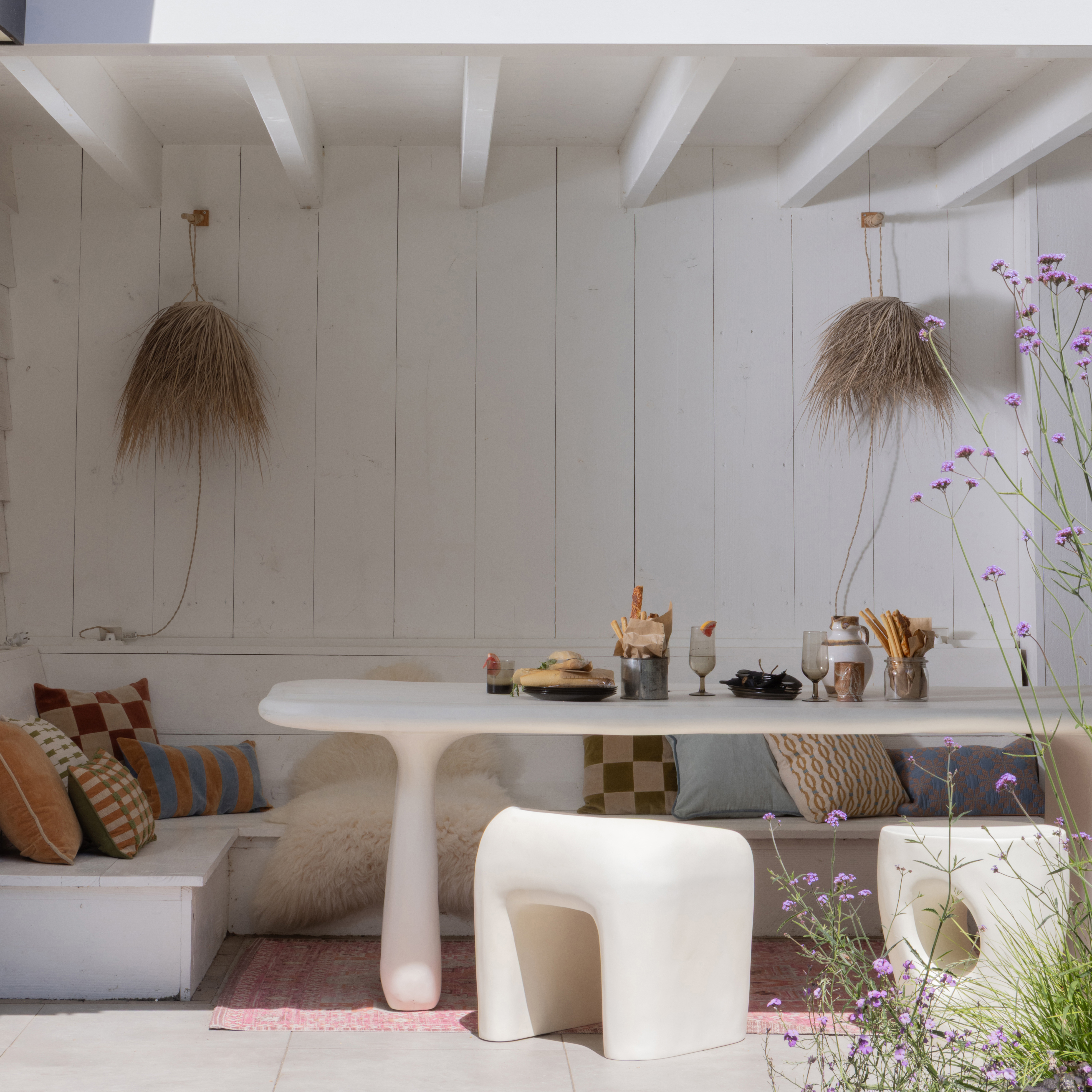 200413-M__377698-M_02_SF_WO_Loggia_tuintafel_naturel_Nivo_tuin_kruk_naturel.jpg?auto=webp&format=png&width=1500&height=1500