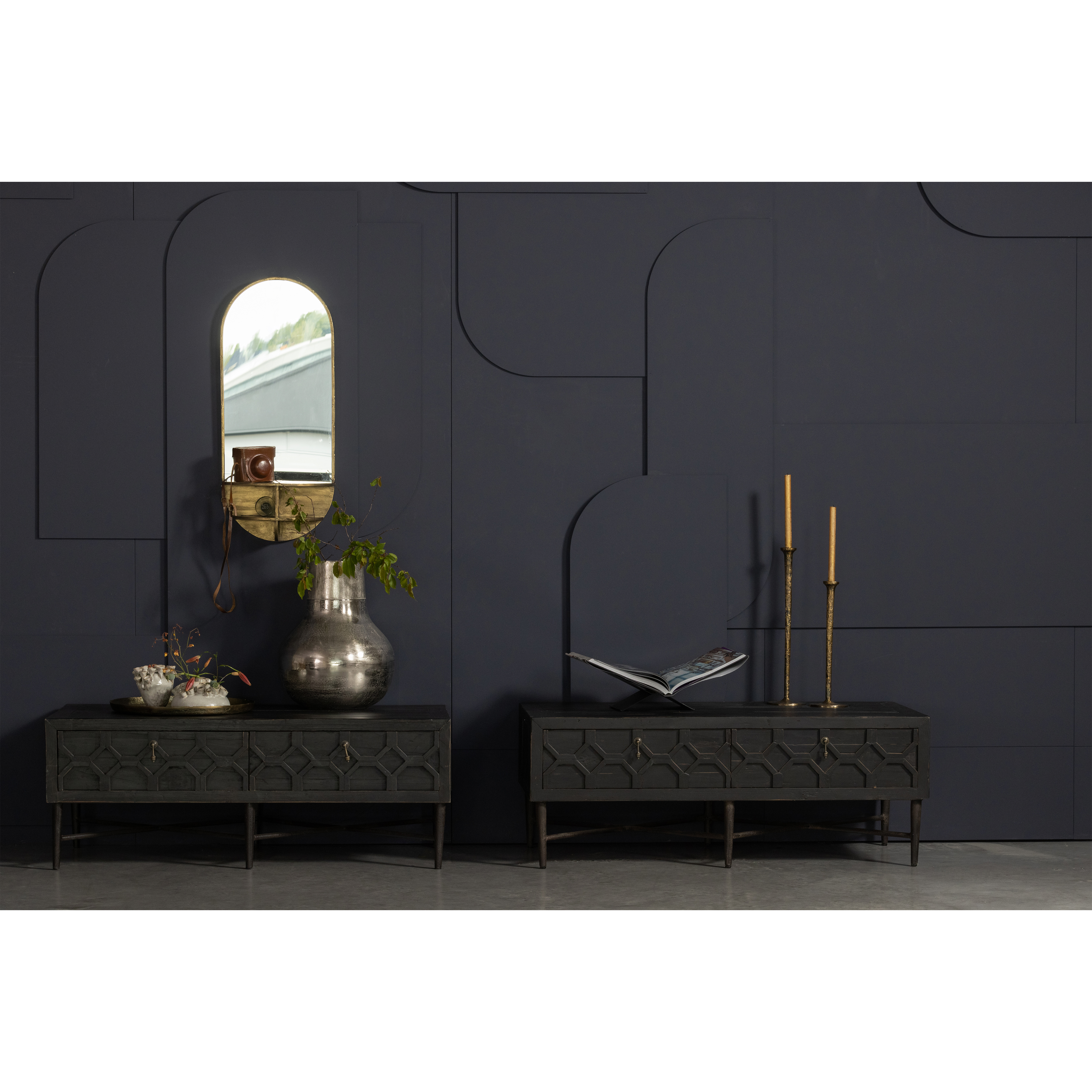 800316-Z-801125-I-800321-B-800320-B-800312-B-801102-3-Z-377228-Z-02_SF_BP_Bequest_salontafel_Metal_XL_vaas_Chandler_kaarsenstandaard_Look_a_like_Idol_too_Brook.jpg?auto=webp&format=png&width=1500&height=1500