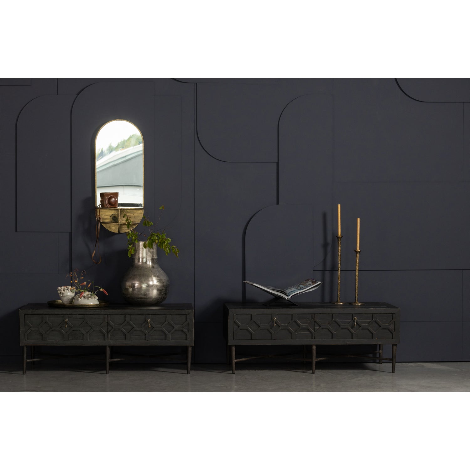 800316-Z-801125-I-800321-B-800320-B-800312-B-801102-3-Z-377228-Z-02_SF_BP_Bequest_salontafel_Metal_XL_vaas_Chandler_kaarsenstandaard_Look_a_like_Idol_too_Brook.jpg?auto=webp&format=png&width=1500&height=1500