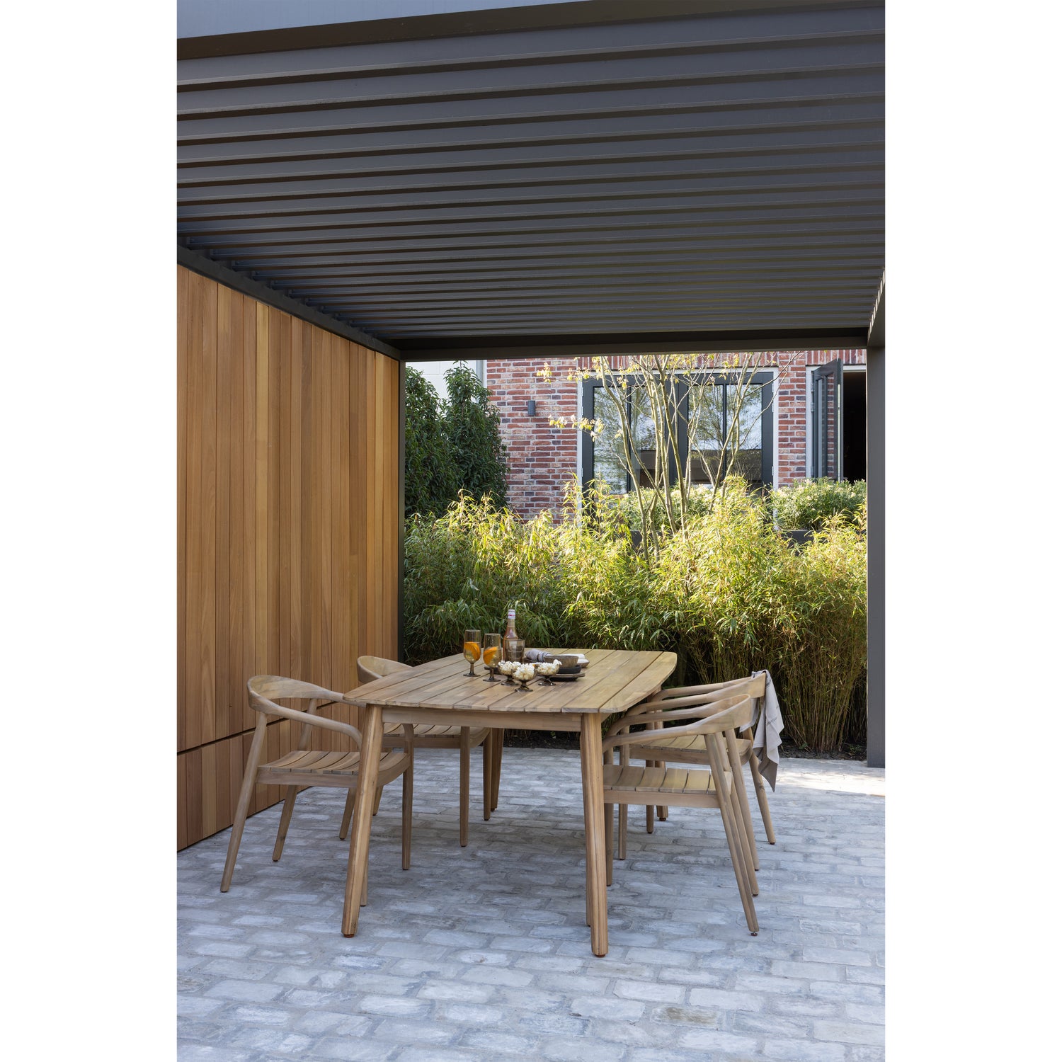 377470-N-377471-N-01_SF_WO_Boru_tuinstoel_Kris_tuintafel.png?auto=webp&format=png&width=1500&height=1500